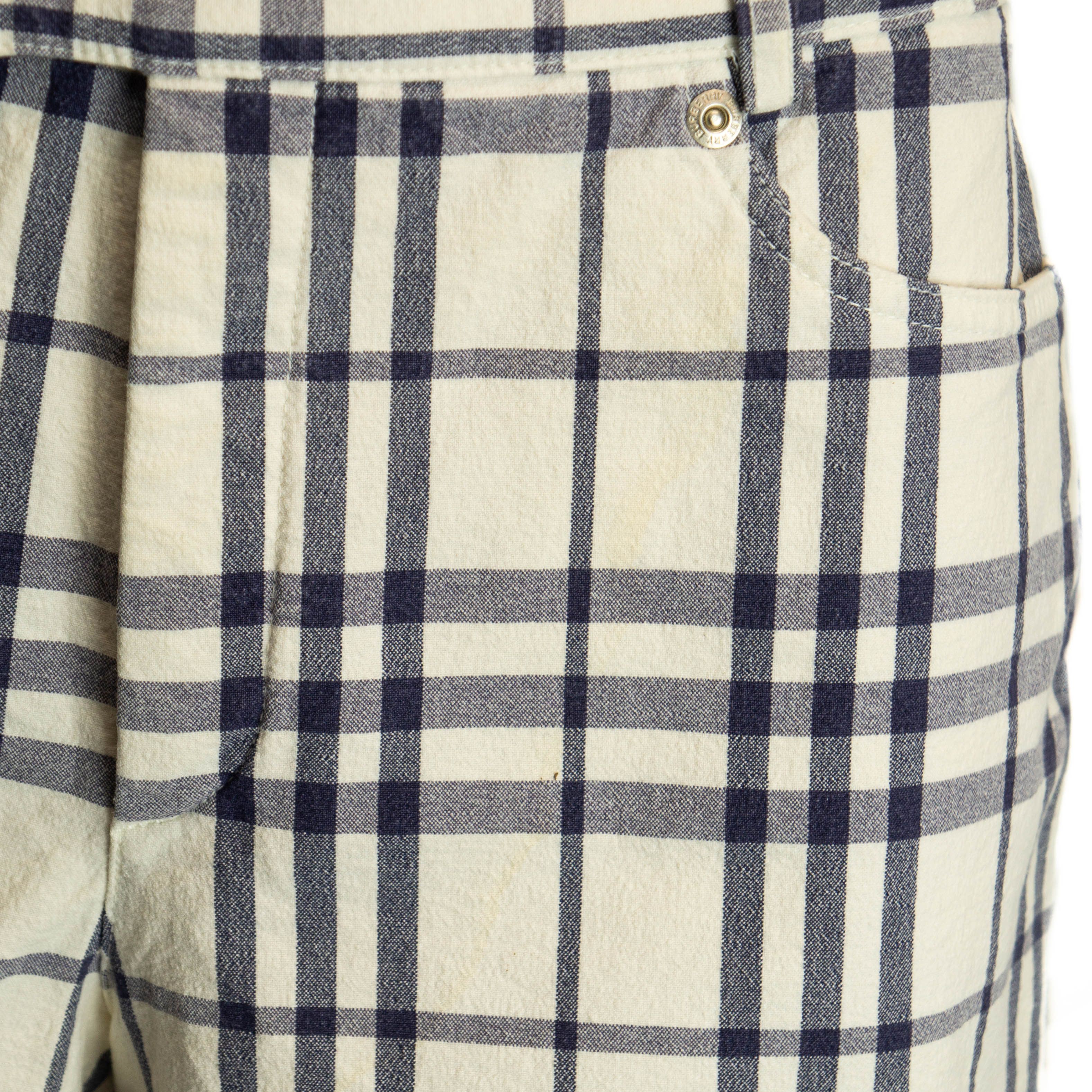 Burberry BURBERRY Check Monogram Women Shorts Vintage 00s Size 30" / US 8 / IT 44 - 6 Thumbnail