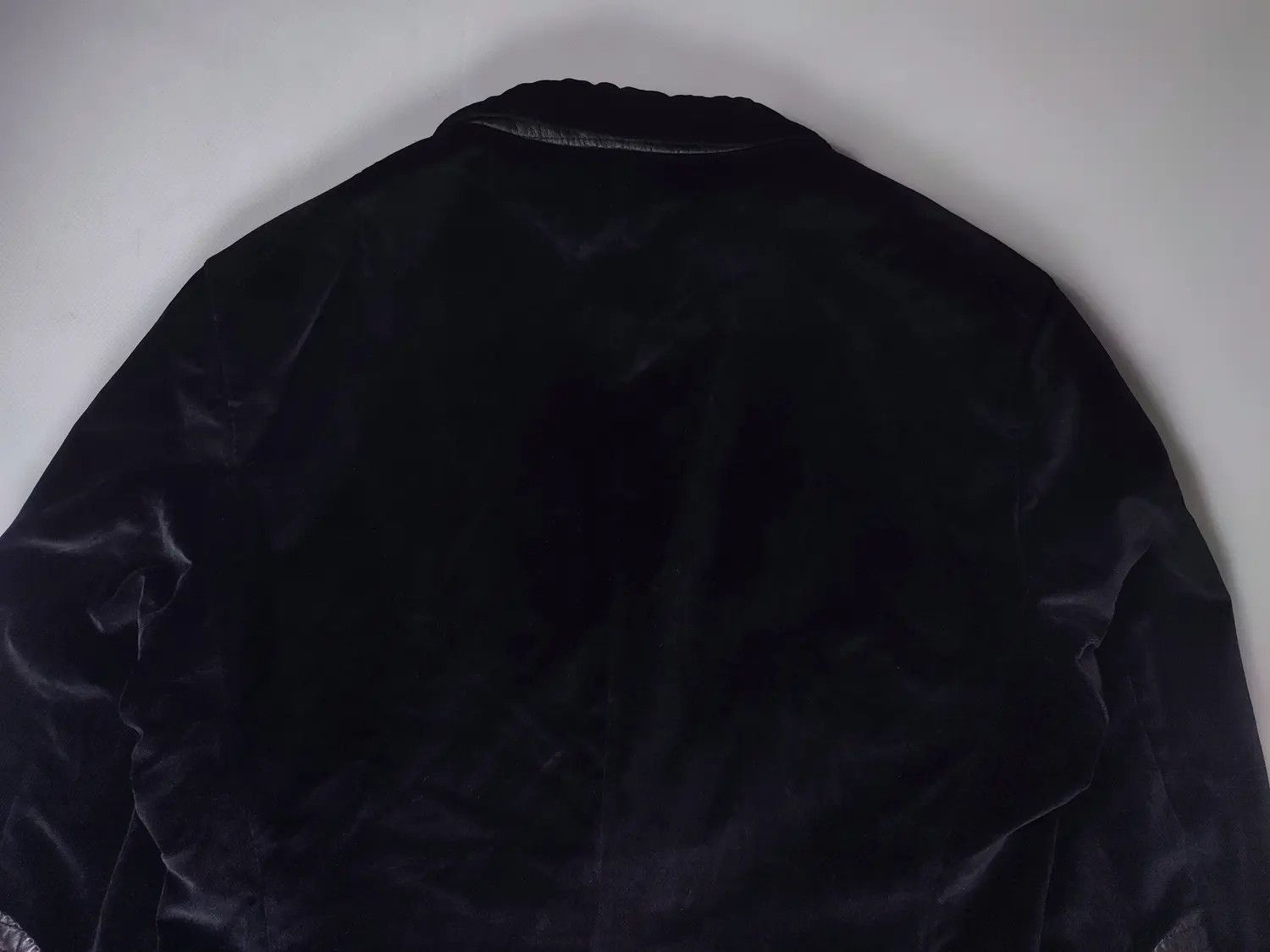 Hugo Boss Hugo Boss Leather Sleeve Velour Blazer Vintage Size 38R - 15 Thumbnail