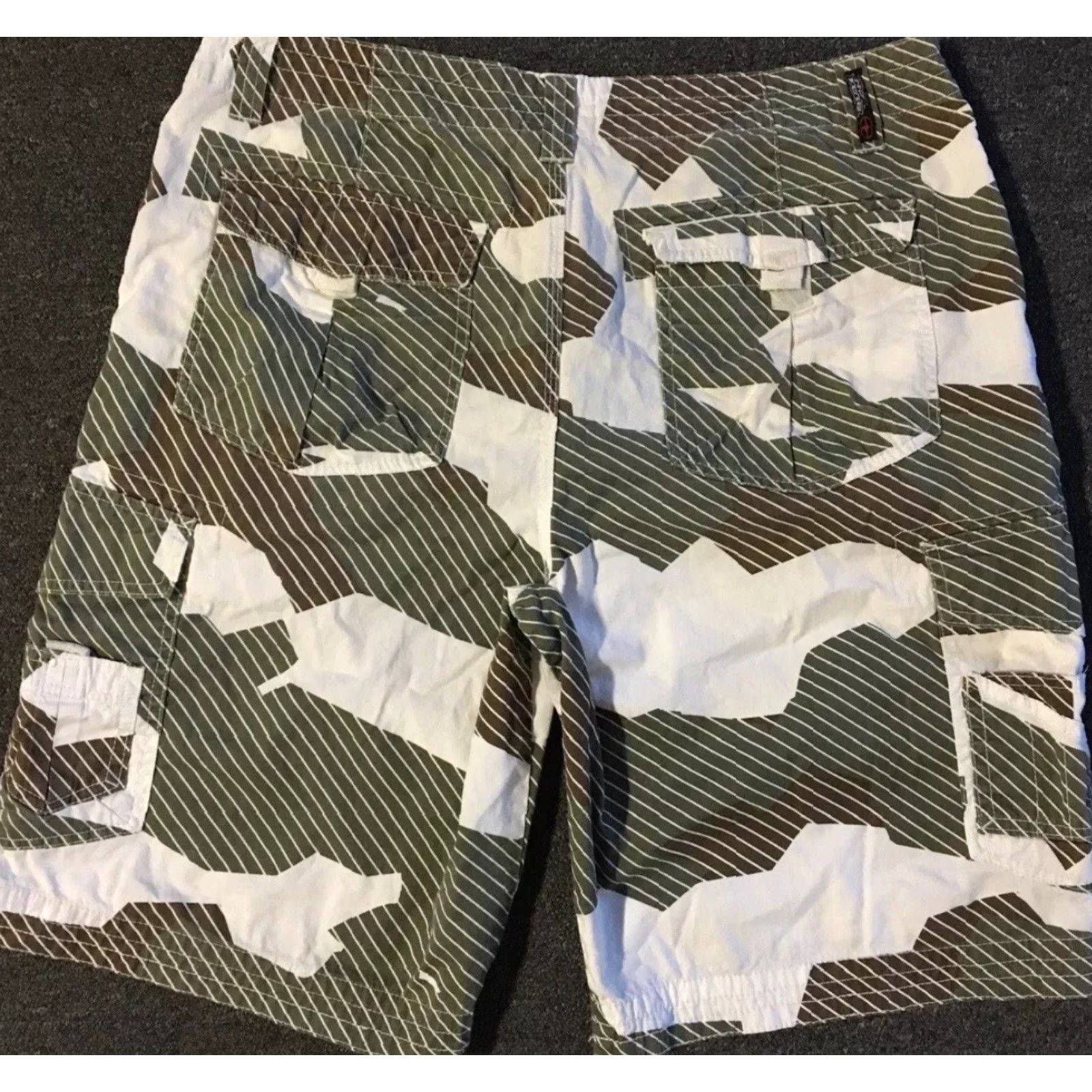Quiksilver Vtg No Fear Abstract Art AOP Shorts 36 Surf Skate Vaporwave Grunge OP Gotcha Y2K Nike Shirt Size US 36 / EU 52 - 5 Thumbnail