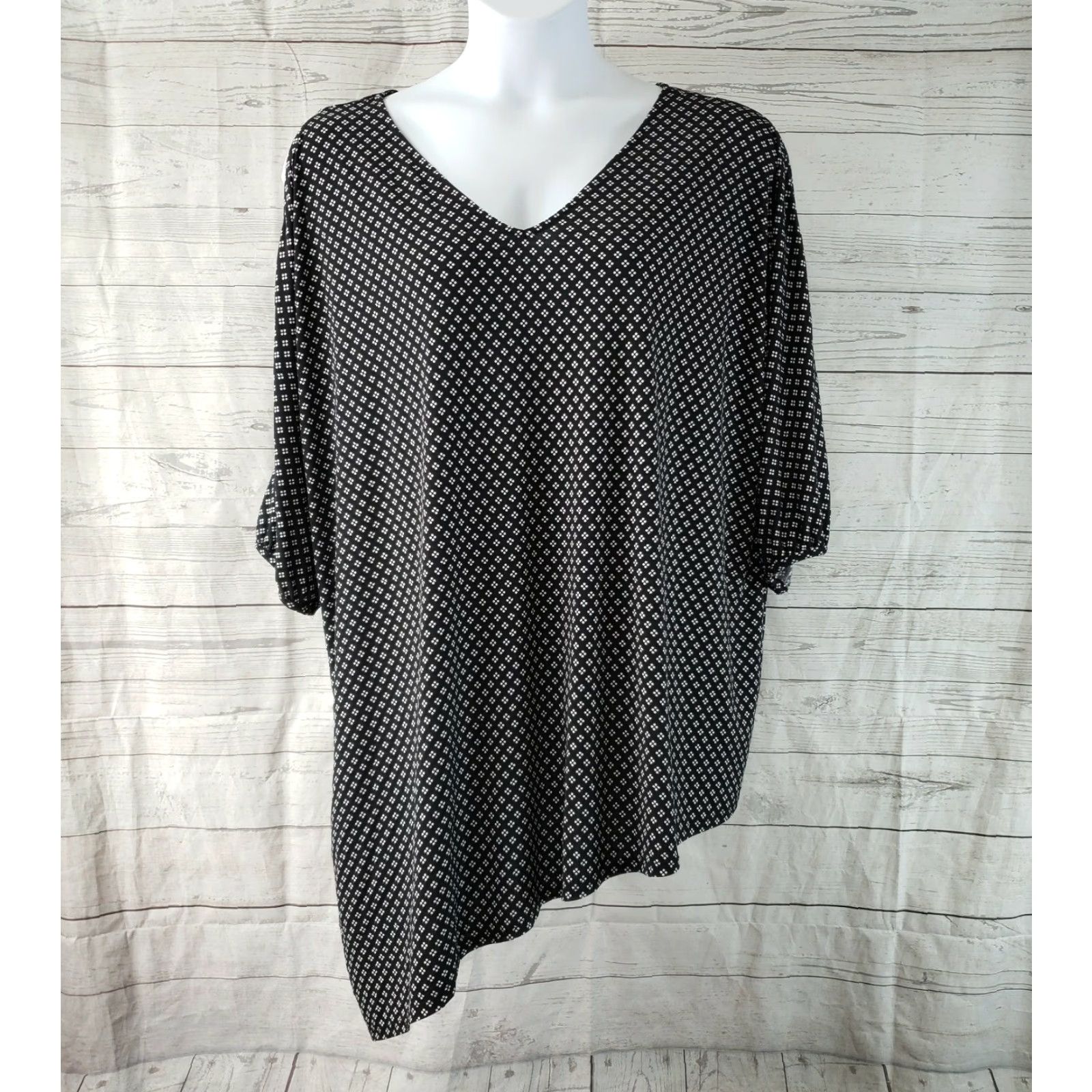 Vintage Lane Bryant Womens Top Blouse Sz 22+ Black White Asymmetrical Sleeve V-Neck Polo Shirt- Style 90s? Size 3XL / US 20-22 - 2 Thumbnail