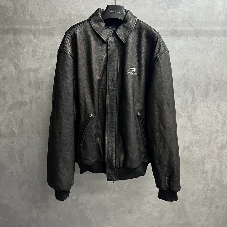 Balenciaga Balenciaga latest Sporty B solid color logo embroidered lap Size US XS / EU 42 / 0 - 1 Thumbnail