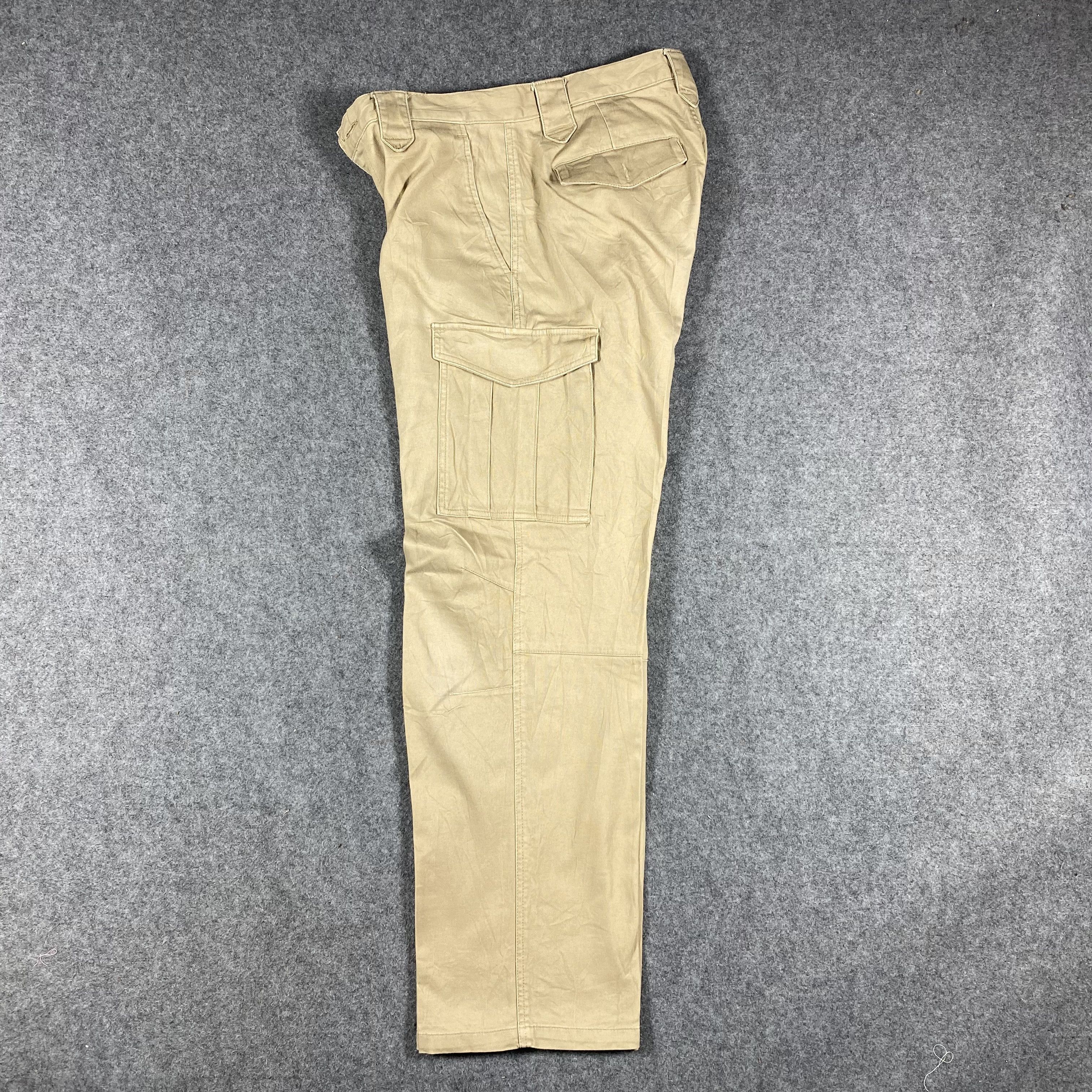 Japanese Brand Japanese Brand Multipocket Tactical Cargo Pants Size US 26 / EU 42 - 10 Thumbnail