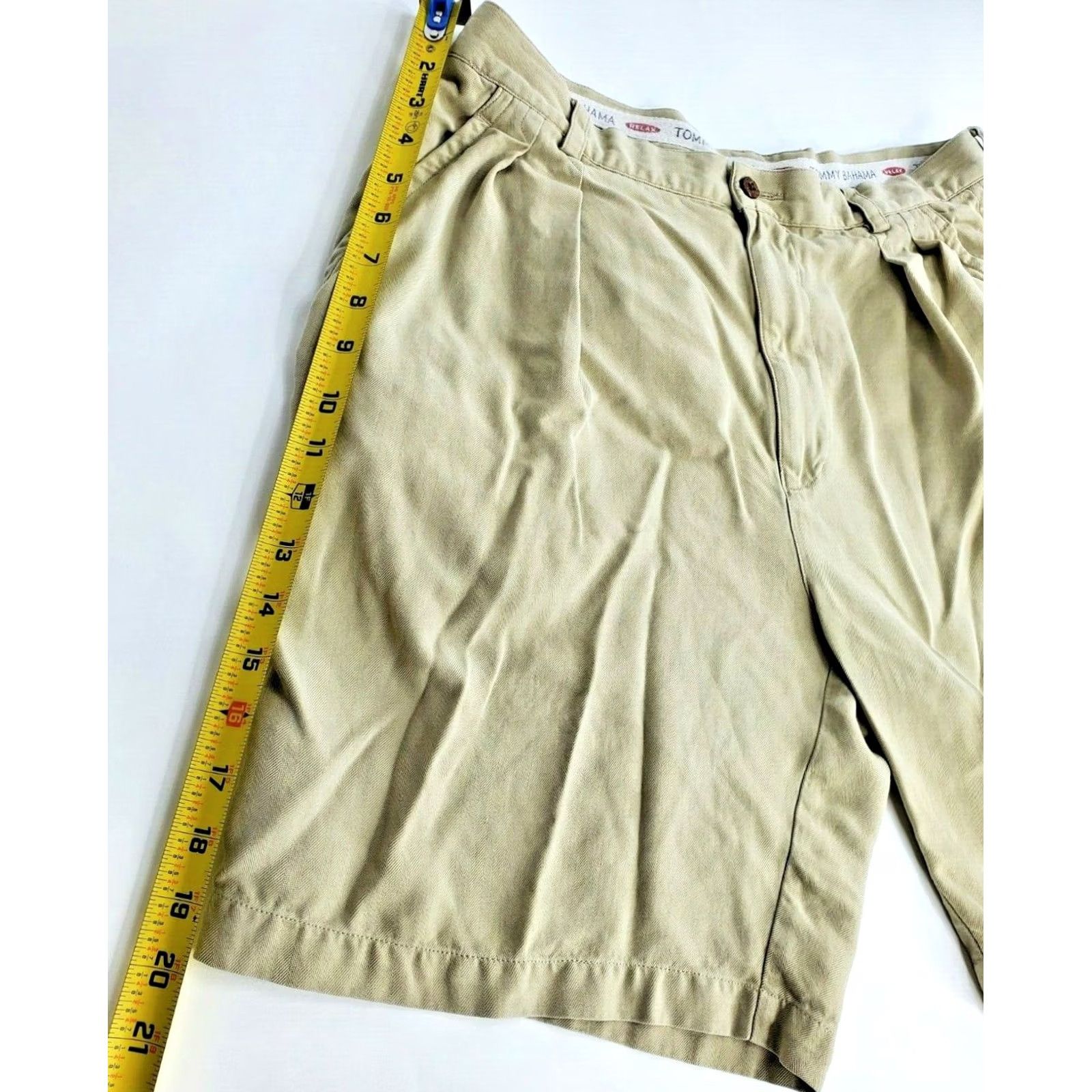 Tommy Bahama VINTAGE Tommy Bahama Short? Size US 35 - 4 Thumbnail