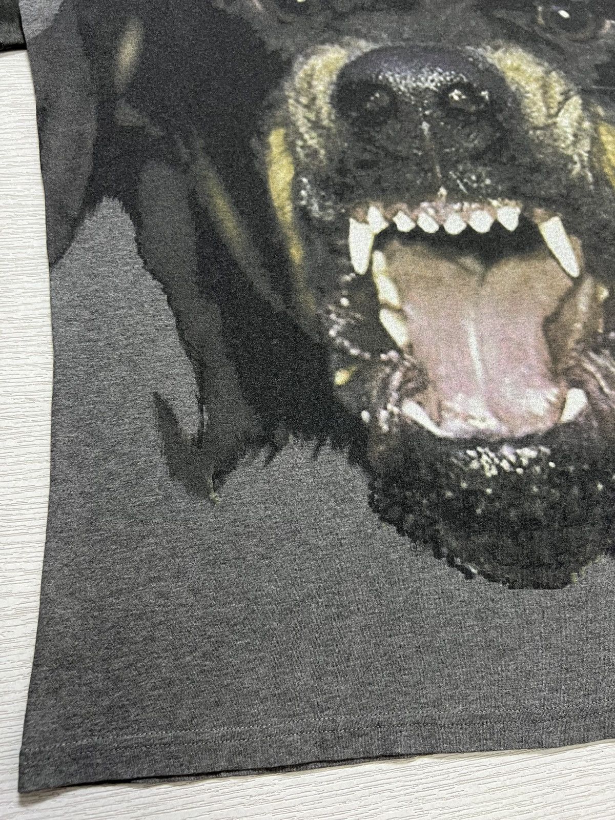Givenchy Givenchy - Riccardo Tisci - A/W ‘14 - Rottweiler T-Shirt Size US XXS / EU 40 - 6 Thumbnail
