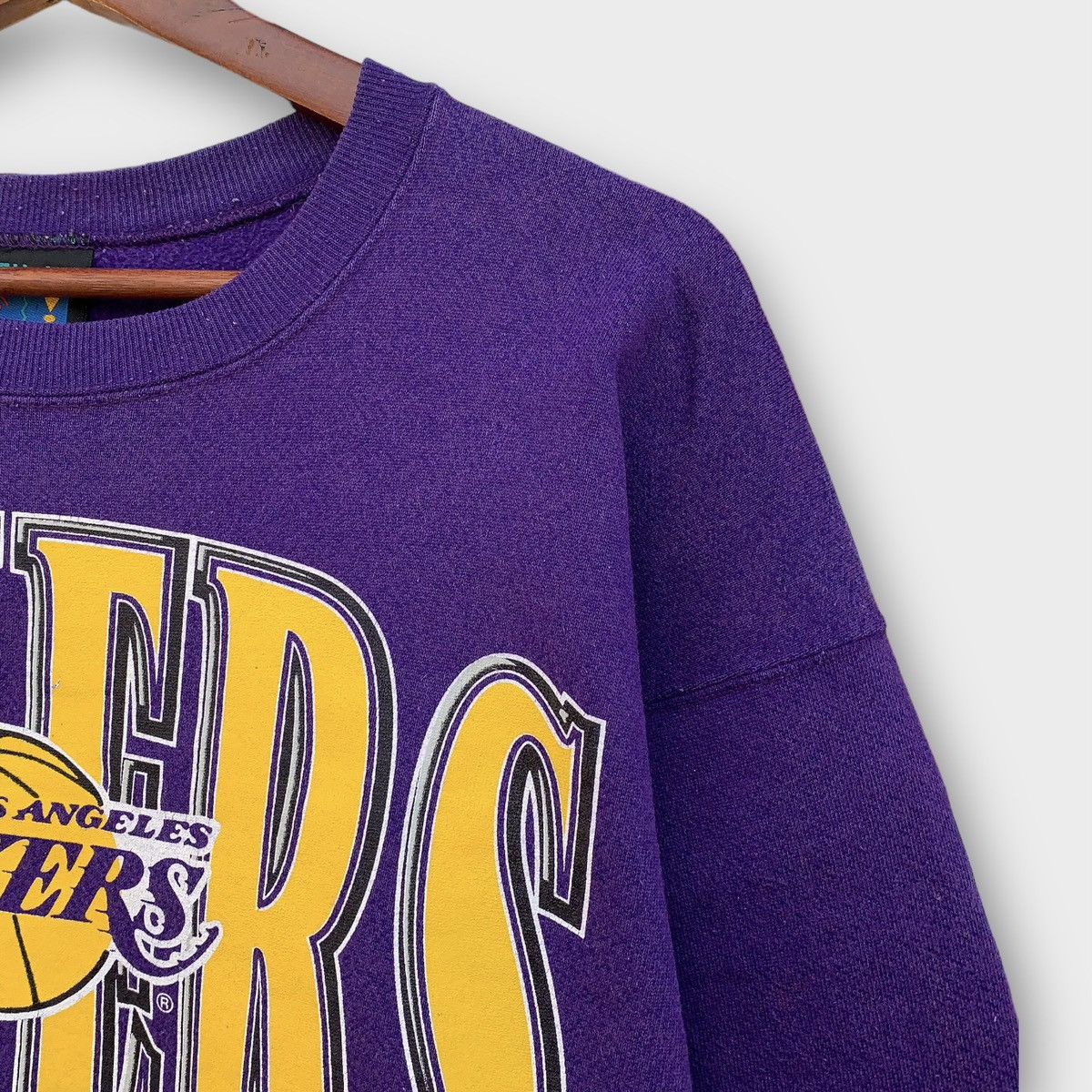 Logo 7 × NBA Rare! Vintage 90s NBA Lakers Sweatshirt Basketball Size L / US 10 / IT 46 - 4 Thumbnail