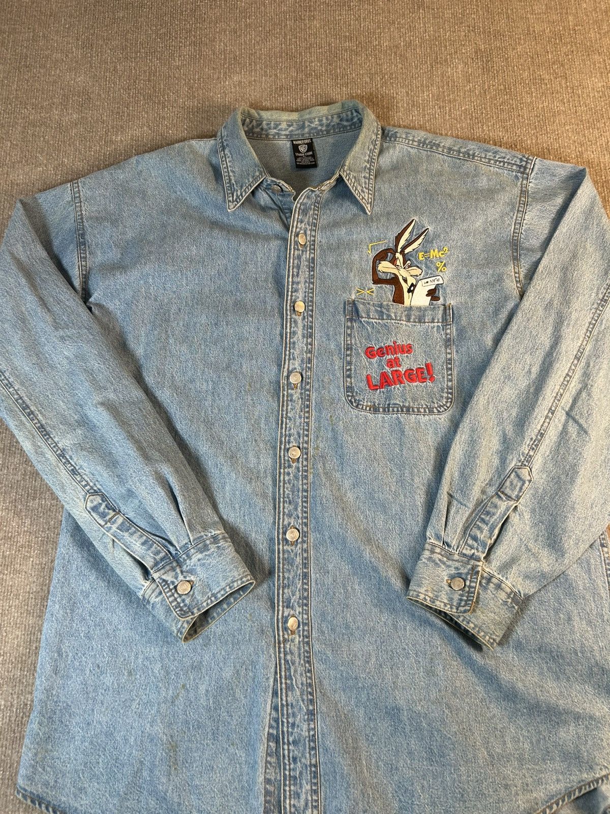 Other Vintage 90s Warner Bros. Studio denim Wile E. Coyote 0087 Size US XL / EU 56 / 4 - 1 Thumbnail