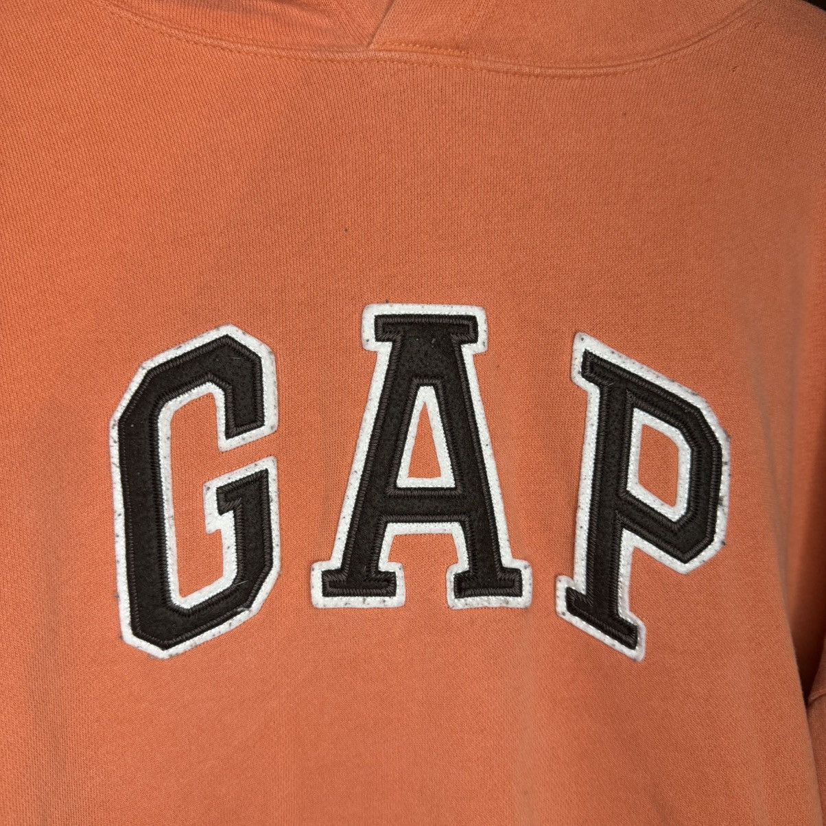 Gap Gap Spell Out Arc Pullover Hoodie size large orange coral Size US L / EU 52-54 / 3 - 2 Thumbnail