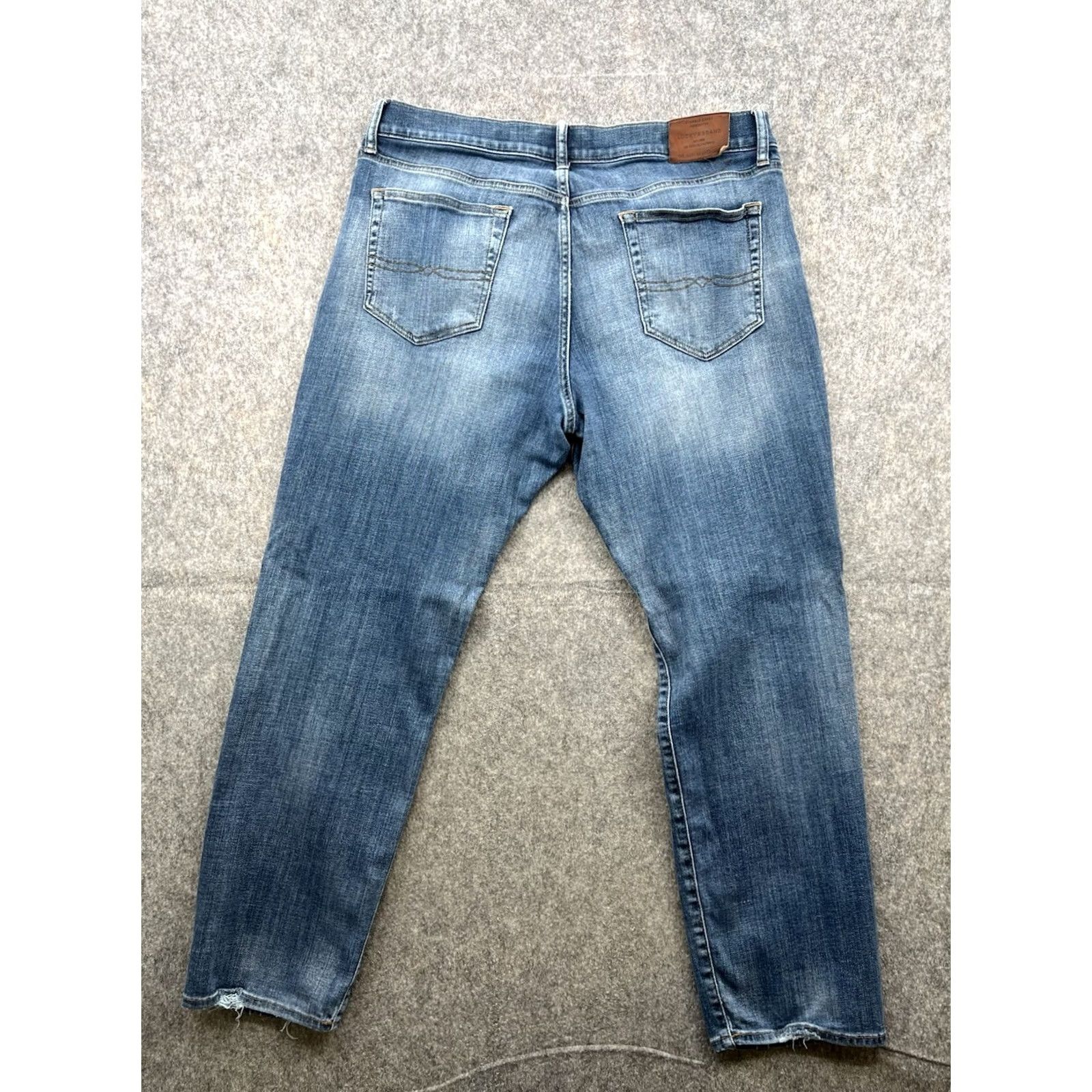 Lucky Brand Lucky Brand 121 Jeans Slim Straight Denim Blue 30x30 Men’s Regular Size 30 Distressed? No, 5-Pocket Style Console: Belt Loops Logo Vintage No Size US 30 / EU 46 - 7 Thumbnail