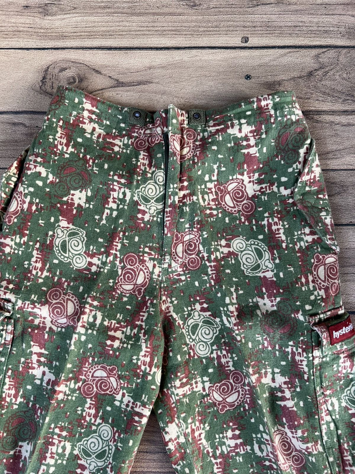 Hysteric Glamour Hysteric glamour mini fullprint cargo pants Size US 26 / EU 42 - 4 Thumbnail