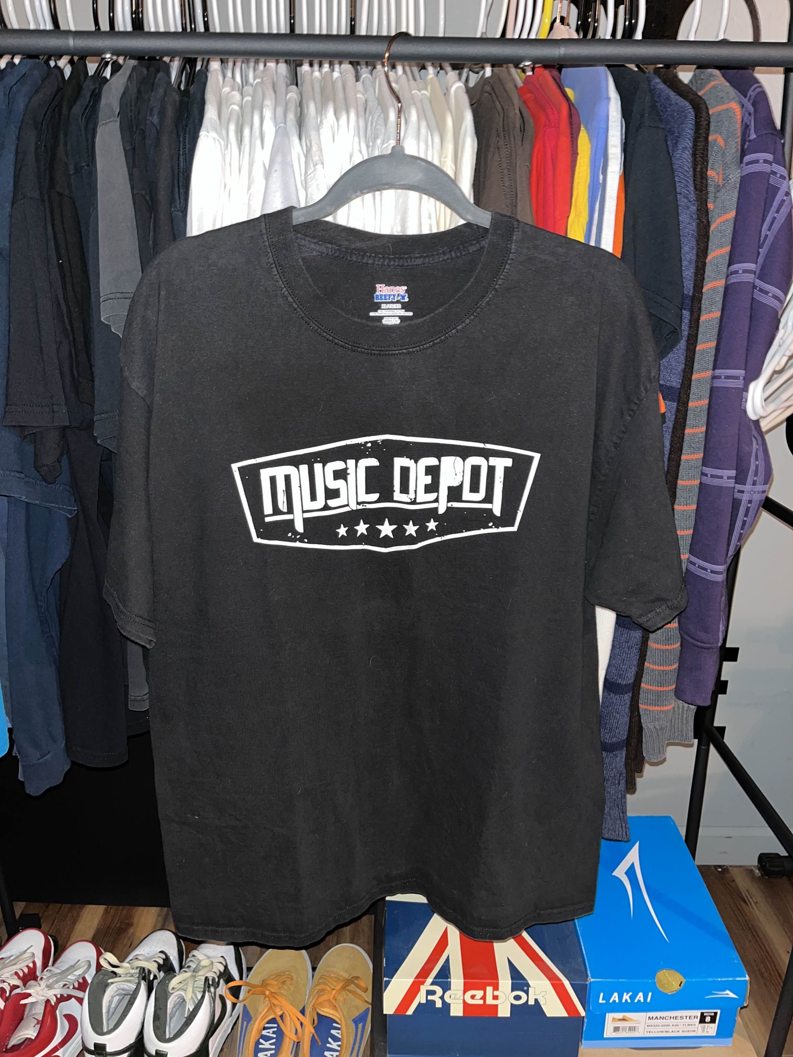 Band Tees × Hanes × Vintage Y2K Music Depot Staff Shirt Size US XL / EU 56 / 4 - 3 Thumbnail