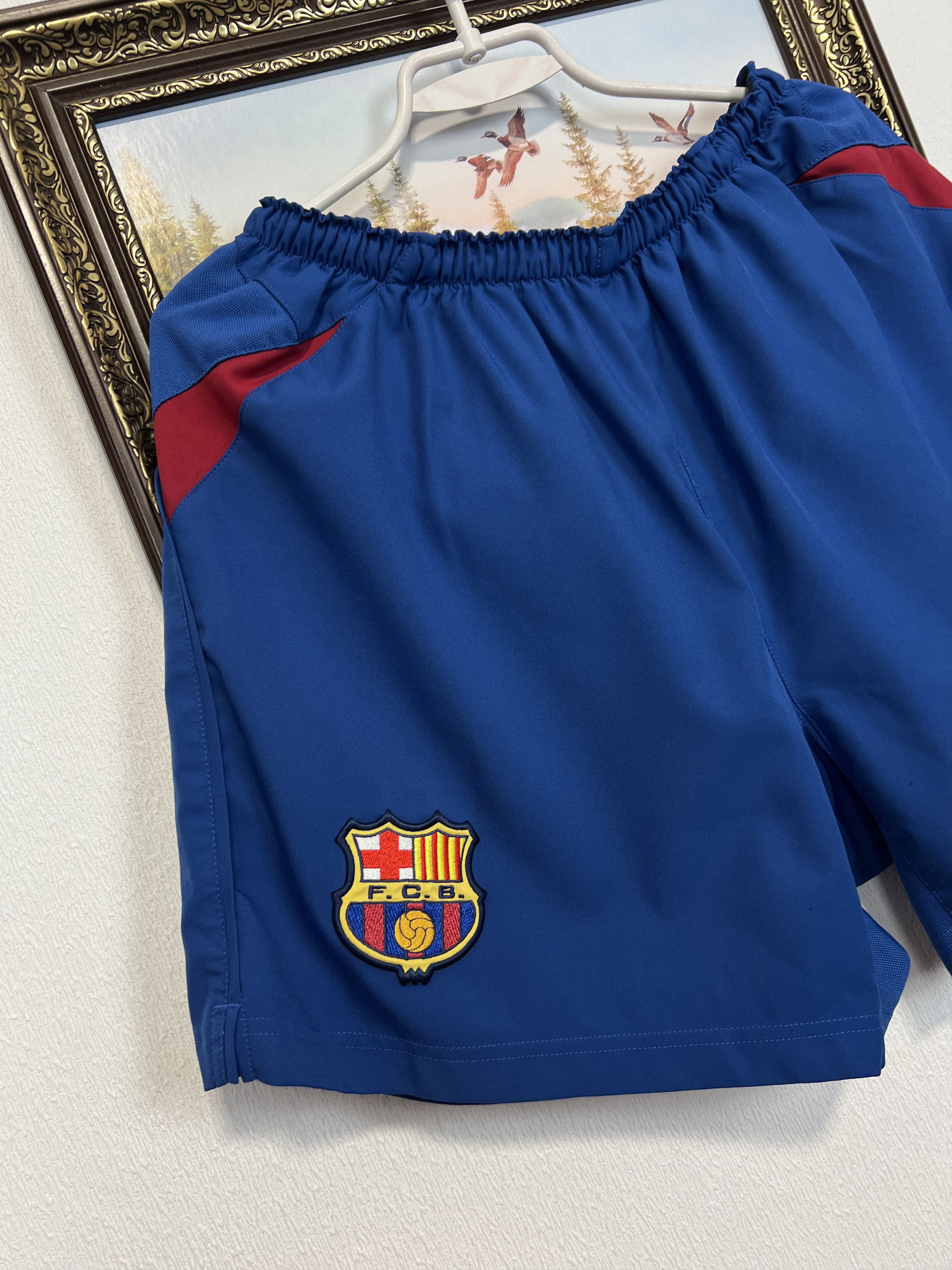Nike Vintage Barcelona Football Shorts Soccer Track Rare Hype Size US 34 / EU 50 - 3 Thumbnail