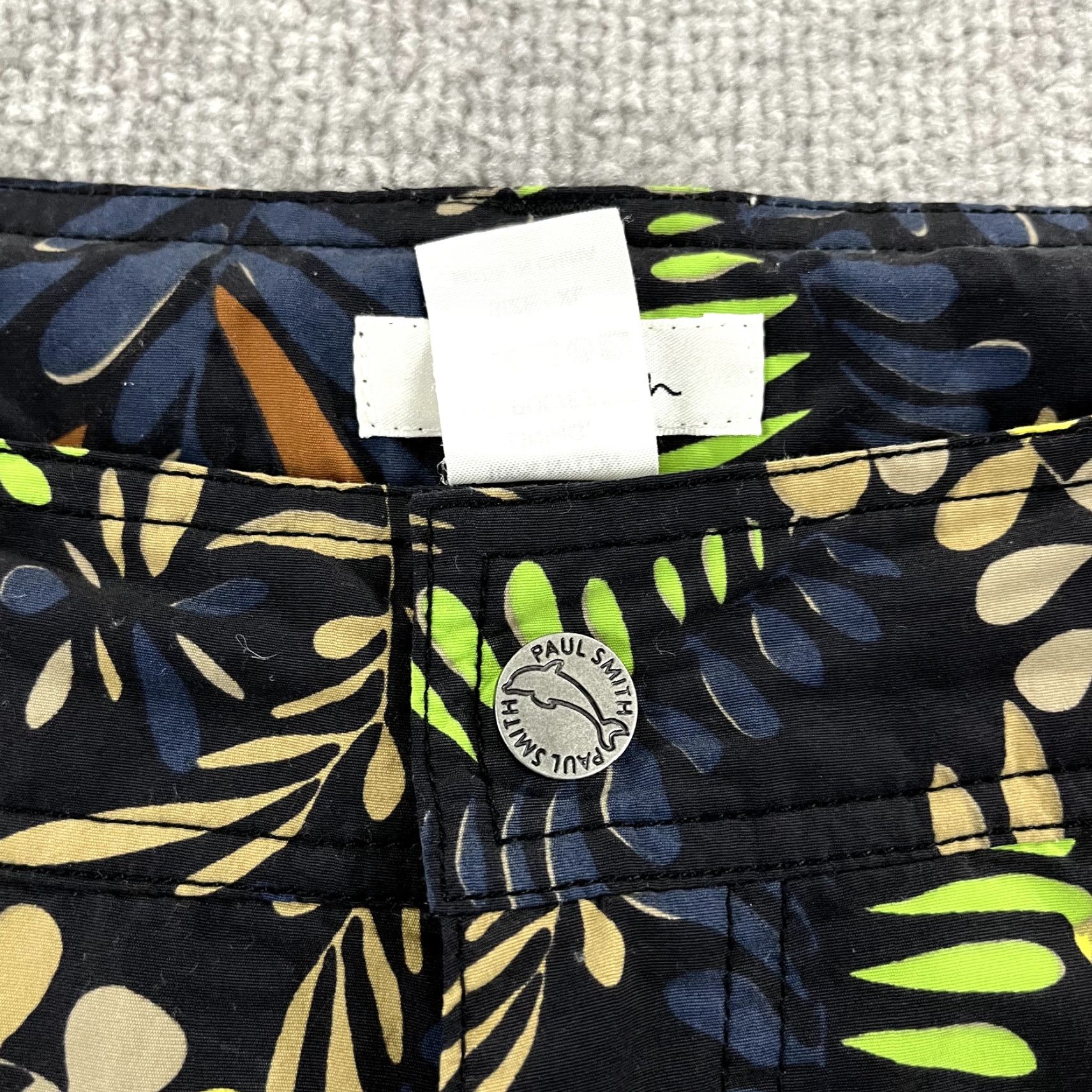 Paul Smith PAUL SMITH Swim Trunks Mens XL 7" Black Floral Lined Board Shorts Beach London Mens Size US 36 / EU 52 - 7 Thumbnail