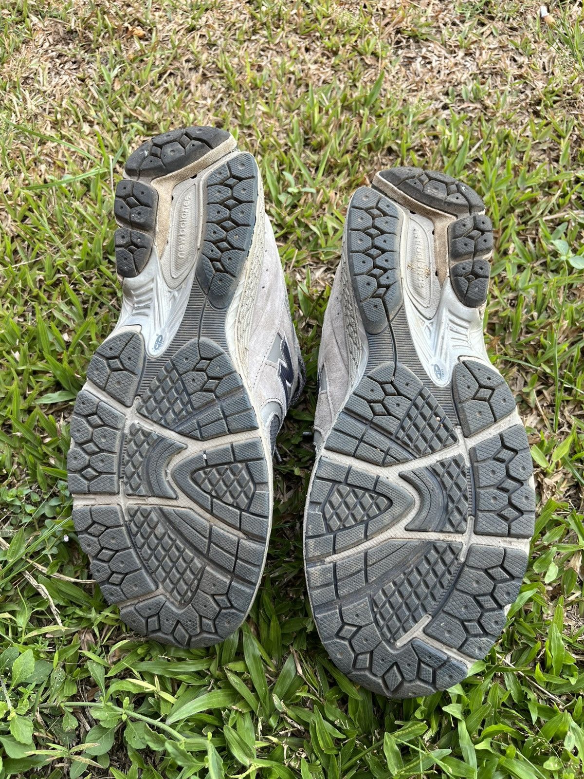 New Balance New Balance 2002R Size US 10.5 / EU 43-44 - 9 Thumbnail