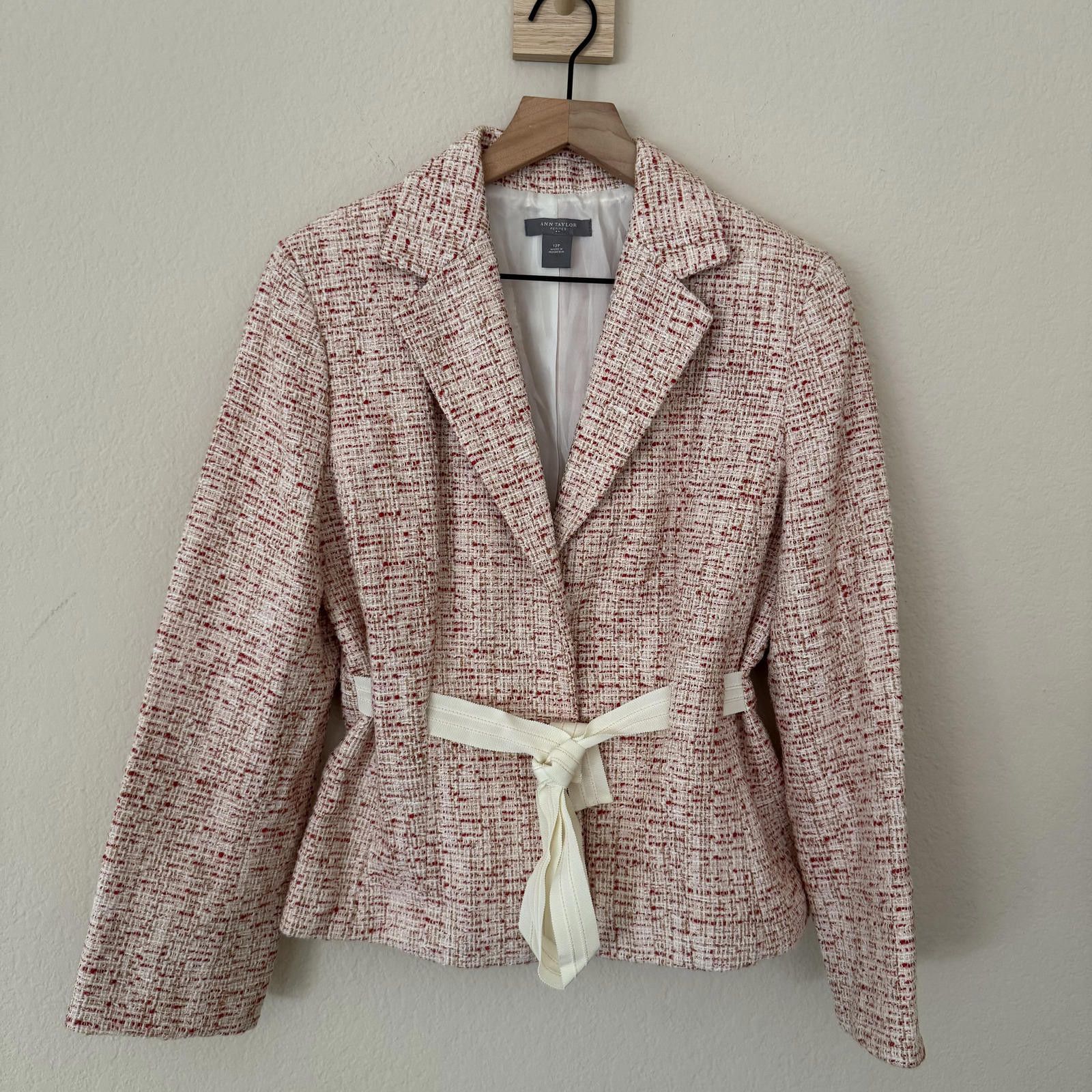 Ann Taylor Ann Taylor Blazer Women's 12P Red/Pink Tweed Size XL / US 12-14 / IT 48-50 - 1 Thumbnail
