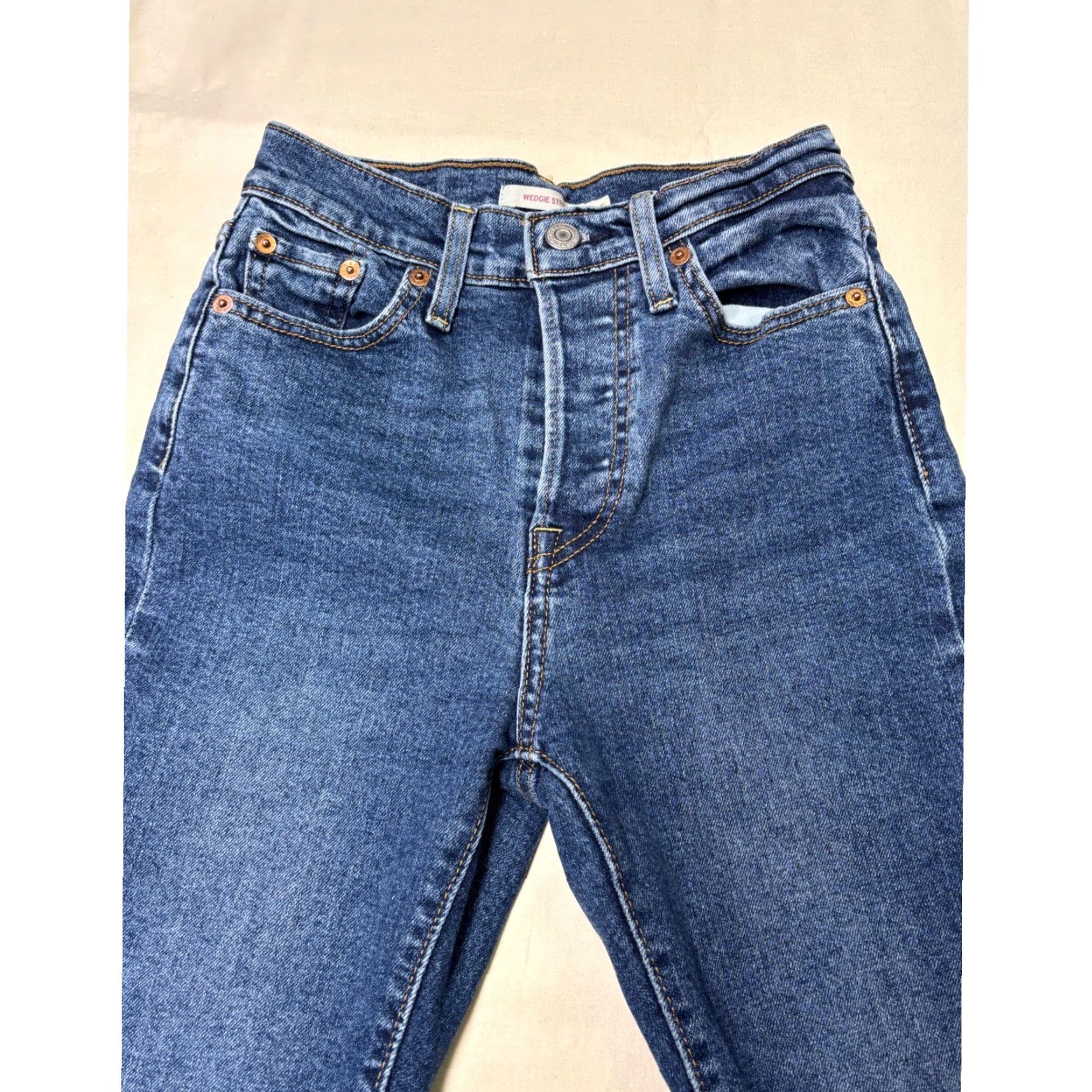 Levi's VINTAGE Levi Strauss Wedgie Straight Jeans Distressed Medium Wash Women's 25 Size 42" / US 20 - 2 Thumbnail