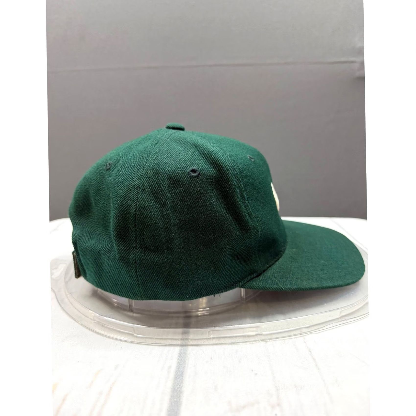 Nike VINTAGE Nike Baseball Cap Unisex Green Embroidered Swoosh OSFM Size ONE SIZE - 5 Thumbnail