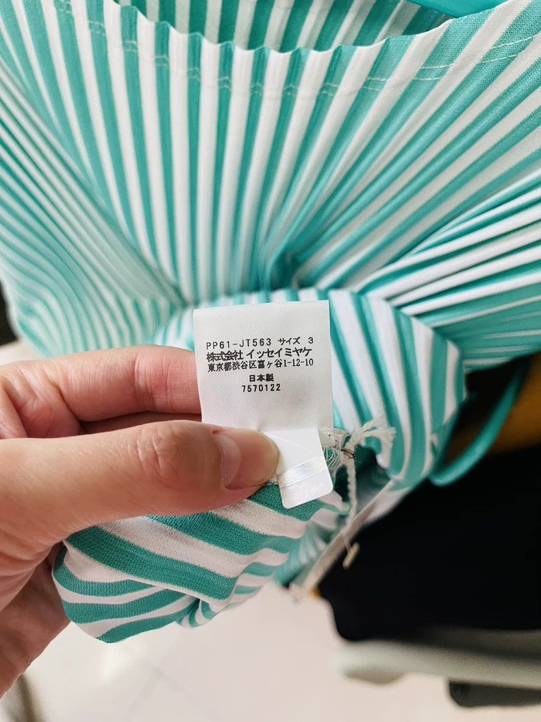 Issey Miyake Issey Miyake size:3 Green striped dress Size M / US 6-8 / IT 42-44 - 4 Thumbnail