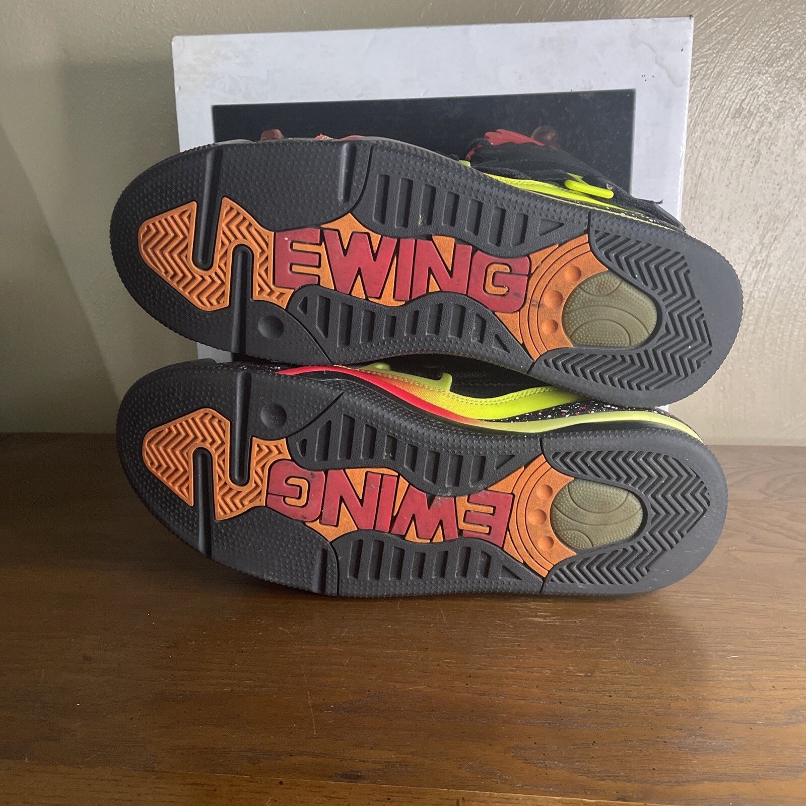 Ewing Athletics Ewing/Anthony Mason Heat/Knicks Sz 11 EUC With Org. Box Size US 11 / EU 44 - 8 Thumbnail