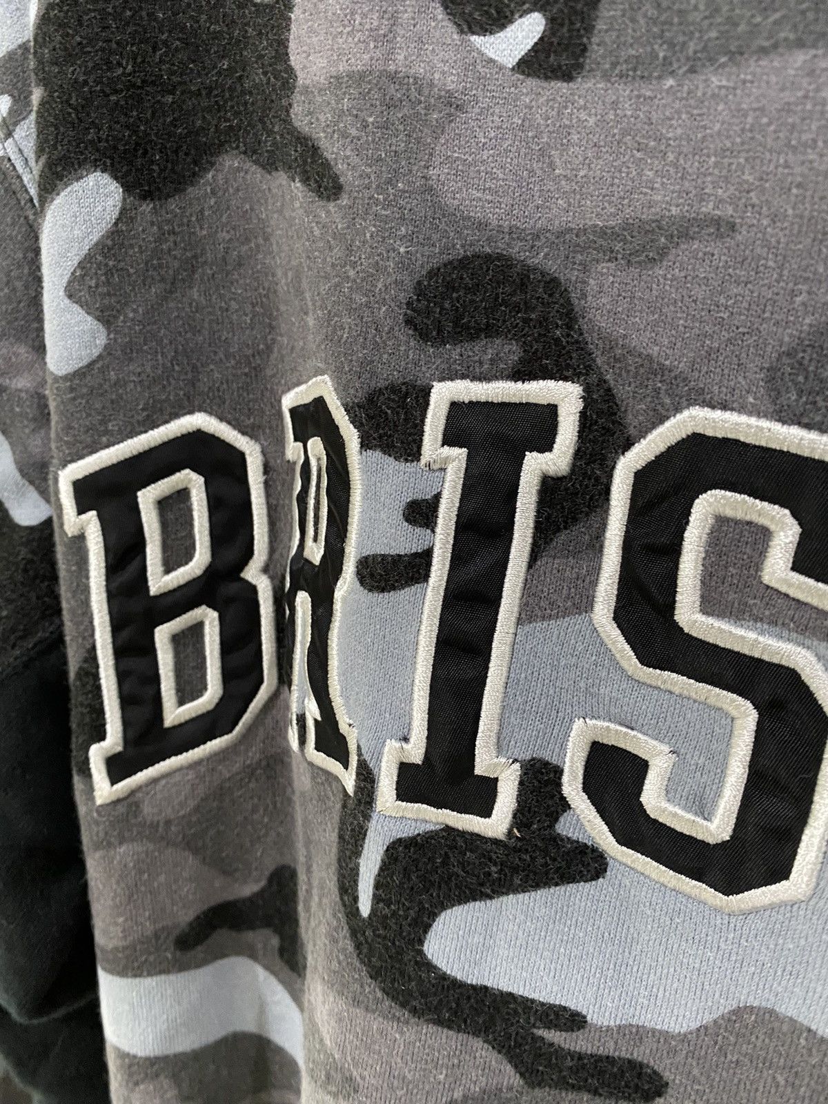 F.C.R.B × Japanese Brand × Sophnet. 2000s FCRD Sophet camo and start zippup hoodie Size US M / EU 48-50 / 2 - 12 Thumbnail