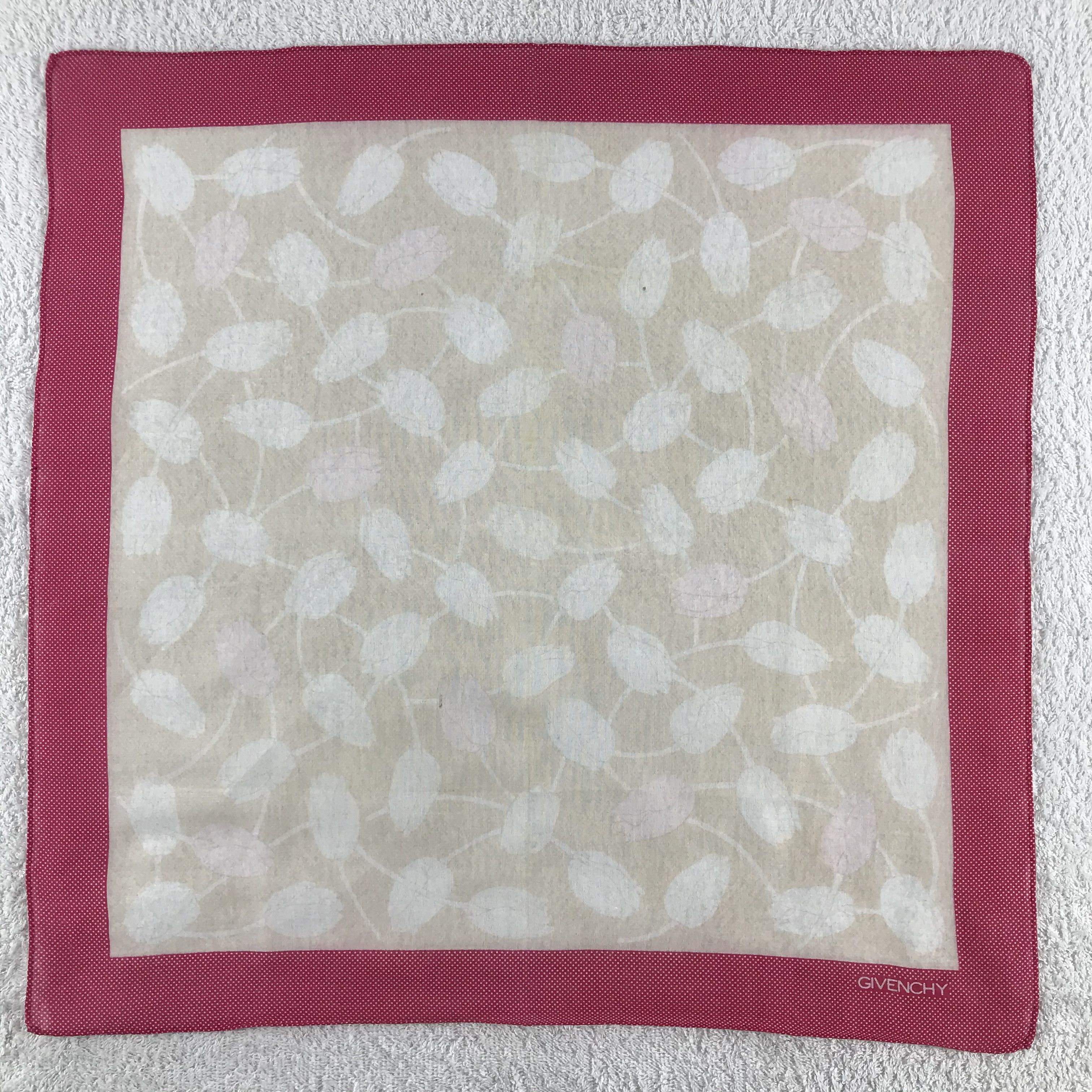 Vintage Givenchy Bandana/ Handkerchief / Neckerchief Size ONE SIZE - 3 Thumbnail