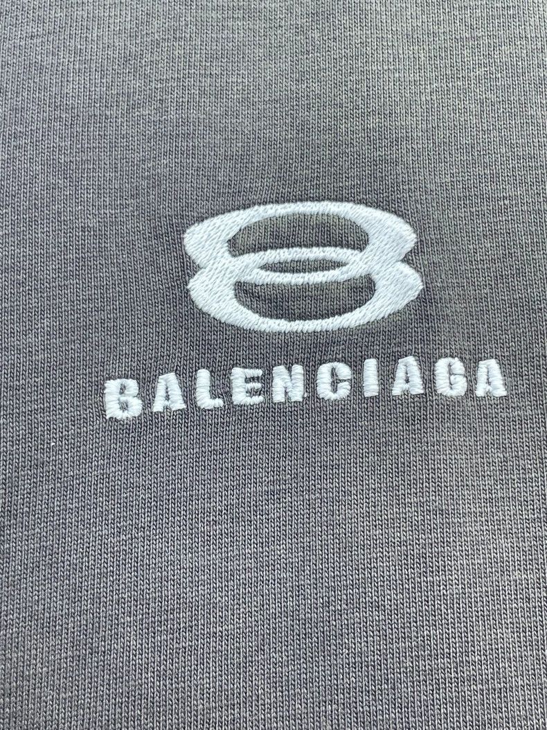 Balenciaga Balenciaga Fake two old irregularly long vests. Size XS / US 0-2 / IT 36-38 - 4 Thumbnail