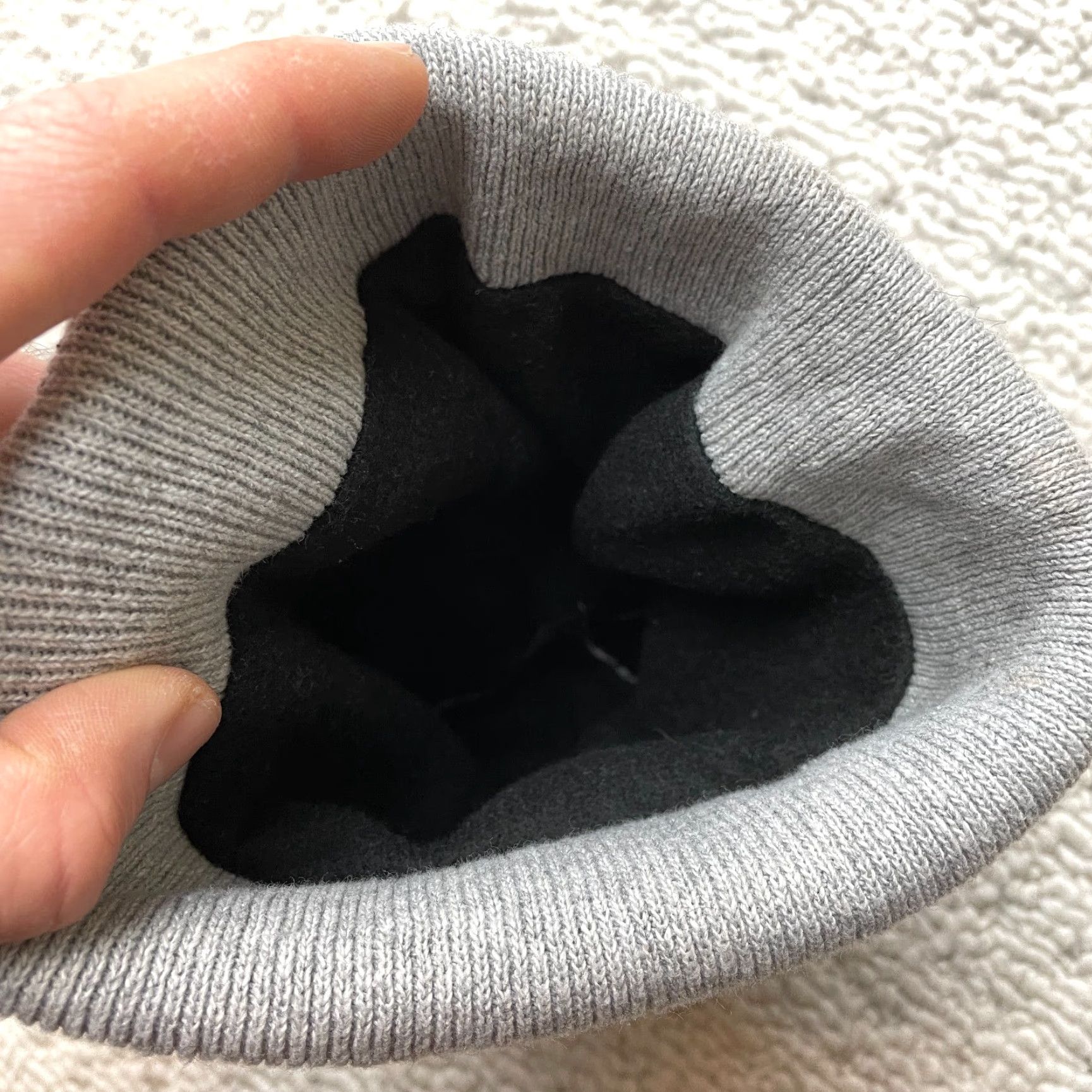 Vintage NYC Beanie One Size Gray with Brown Poof Top - Adult Unisex Knit Hat Size US M / EU 48-50 / 2 - 6 Thumbnail