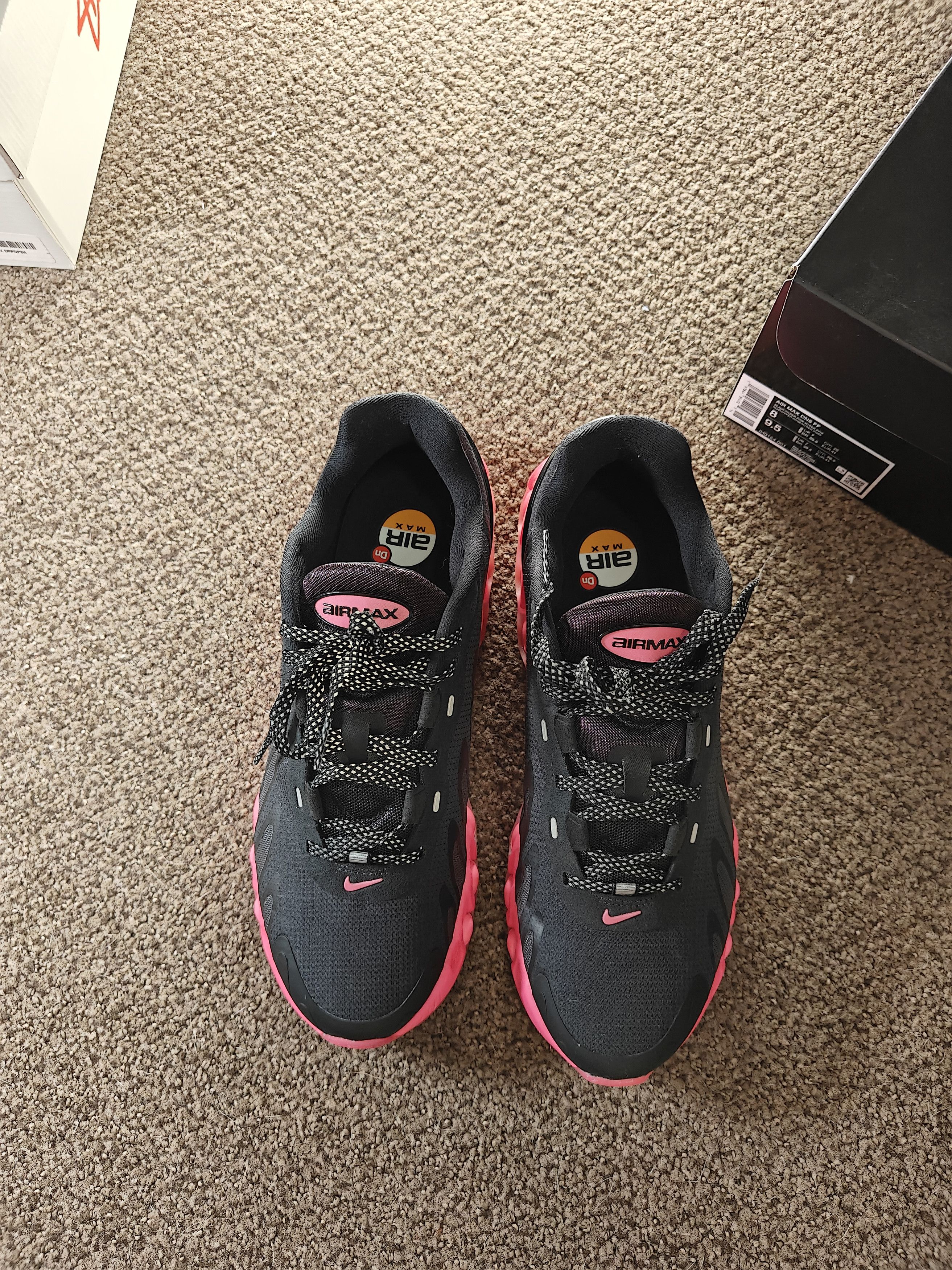 Nike Nike Air max dn8 friends and family hyper pink - WORN ONCE Size US 8 / EU 41 - 4 Thumbnail