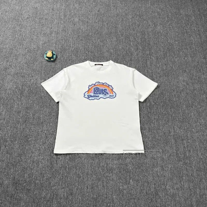 Louis Vuitton White Cotton T-Shirt for Men .