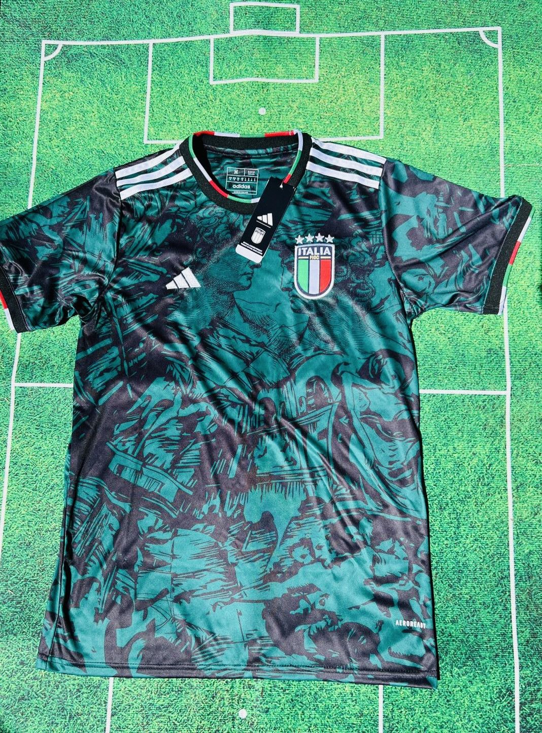 Adidas ITALY RENAISSANCE JERSEY 🟢⚫️ 🇮🇹 Size US M / EU 48-50 / 2 - 1 Thumbnail