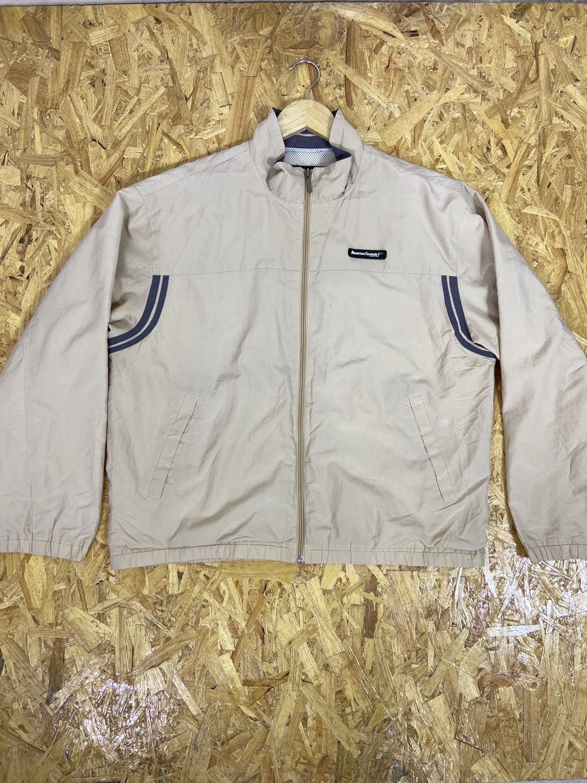 Vintage benetton formula racing team light jacket