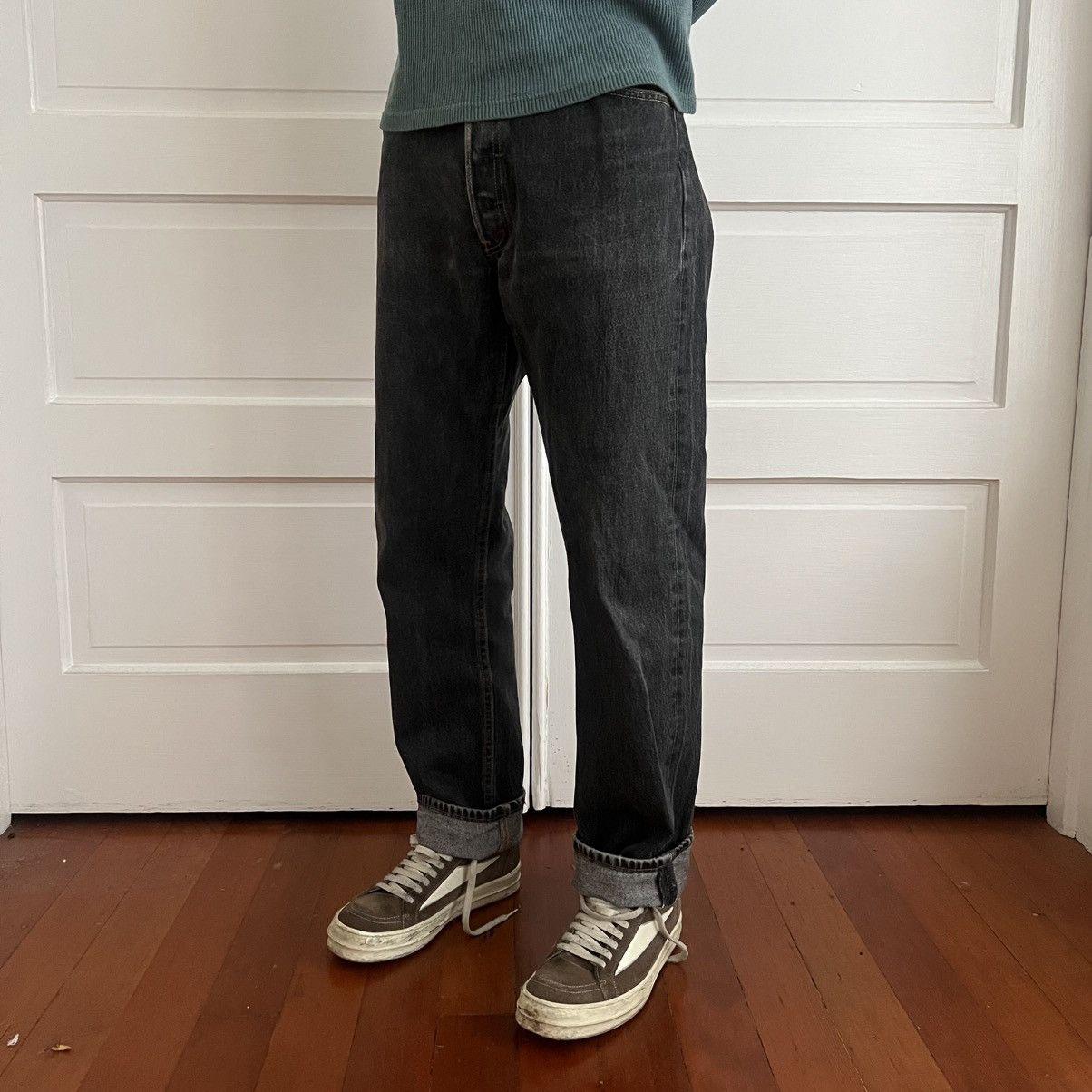Levi's Y2K faded black Levi’s 501 cotton jeans classic Size US 33 - 3 Thumbnail