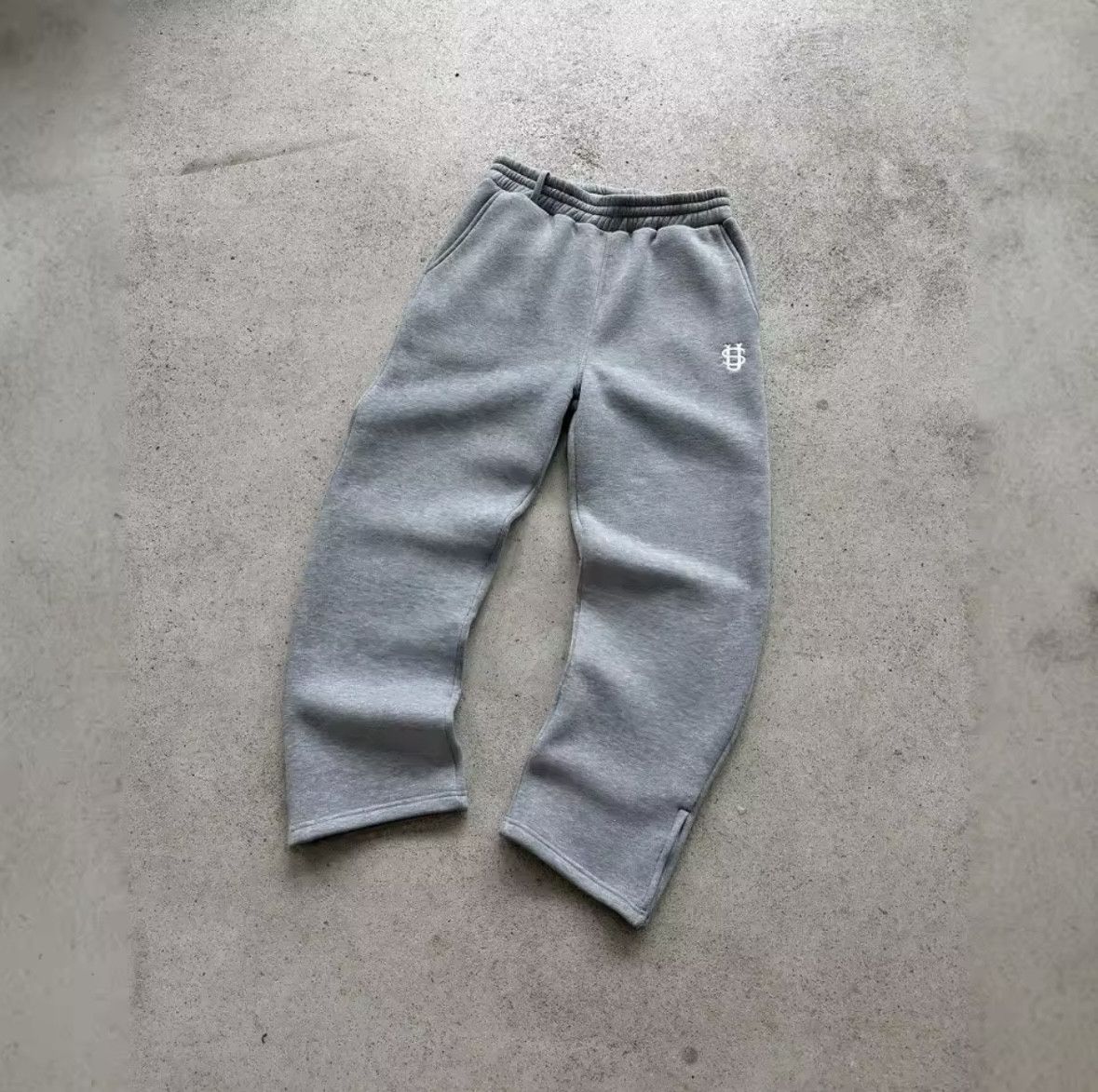 Japanese Brand Y2k Retro Loose Straight Pants Men Tracksuit Size US 30 / EU 46 - 1 Thumbnail