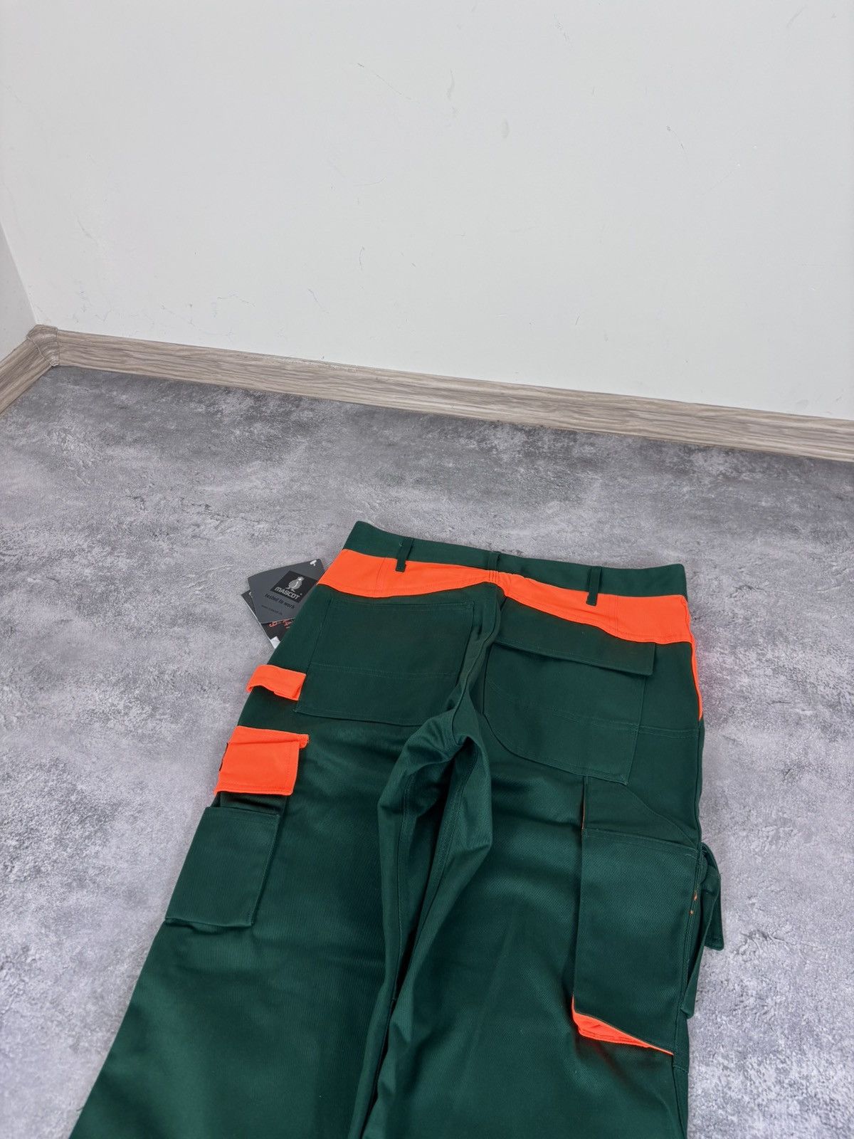 Other Mascot Men’s NWT Reflective Green/Orange Safety Cargo Pants Size US 32 / EU 48 - 14 Thumbnail