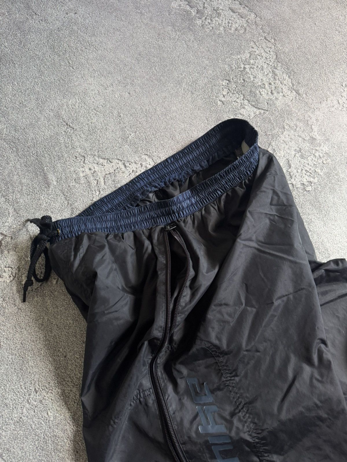 Nike × Vintage Nike M/size vintage nylon 90s retro shorts 🩳 Size US 34 / EU 50 - 17 Thumbnail