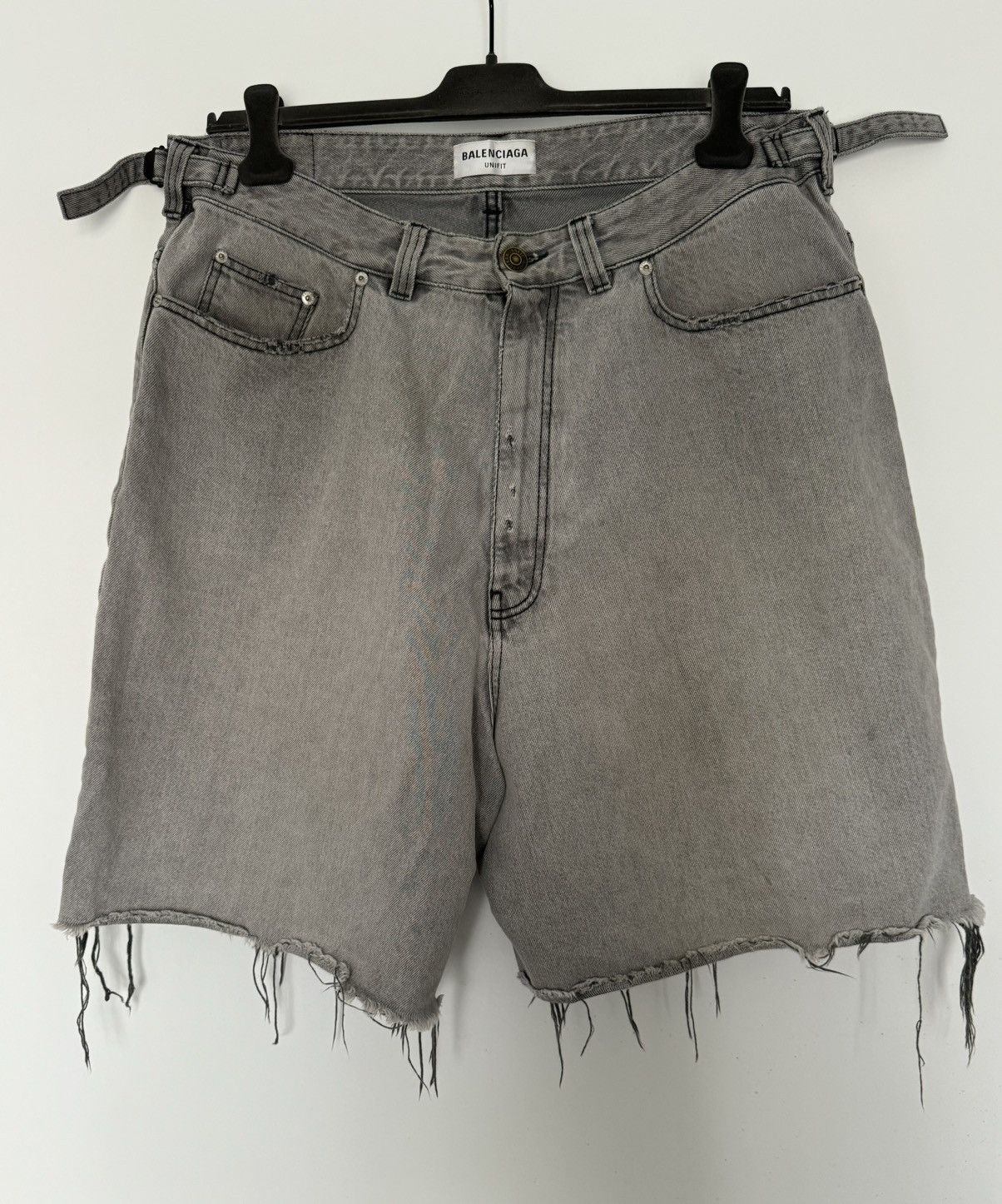 Balenciaga Balenciaga Grey Denim Skater Shorts Size US 36 / EU 52 - 1 Thumbnail