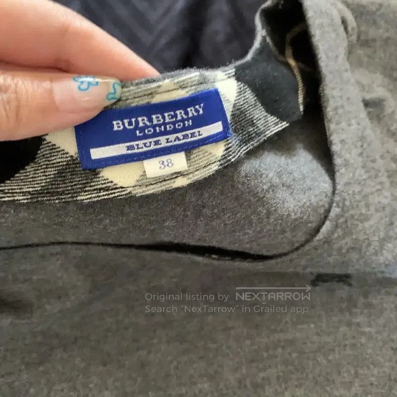 Burberry Burberry Women’s Charcoal Gray Short Sleeve T-Shirt. Size M / US 6-8 / IT 42-44 - 2 Thumbnail