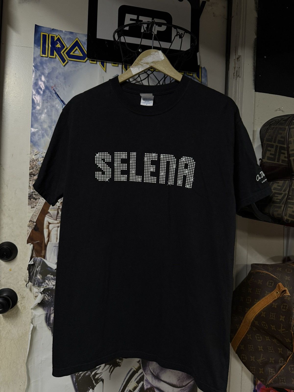 Vintage Vintage 00’ Selena Memorial T-Shirt Adult Size Medium Size US M / EU 48-50 / 2 - 1 Thumbnail