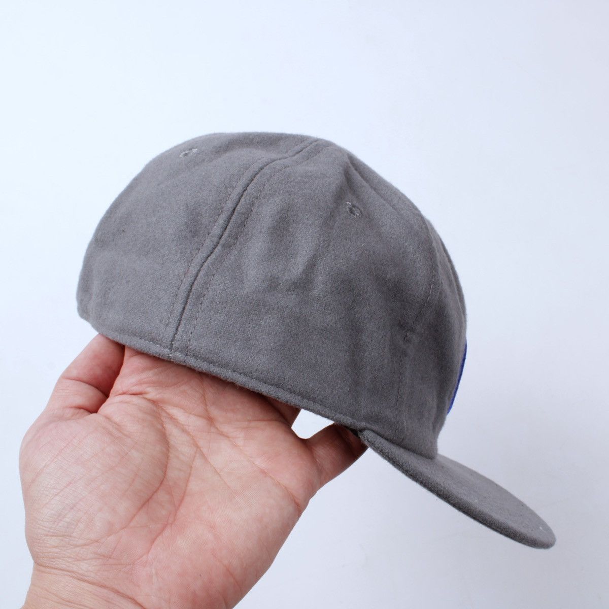 Champion × Vintage CHAMPION Big Logo Wool Blend Gray Cap Snapback Size ONE SIZE - 6 Thumbnail