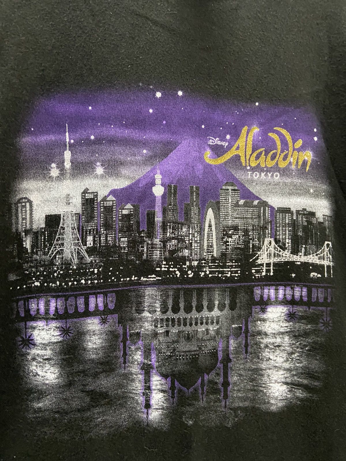 Disney DISNEY ALADDIN TOKYO SHORT SLEEVE TEE SHIRT Size US L / EU 52-54 / 3 - 4 Thumbnail