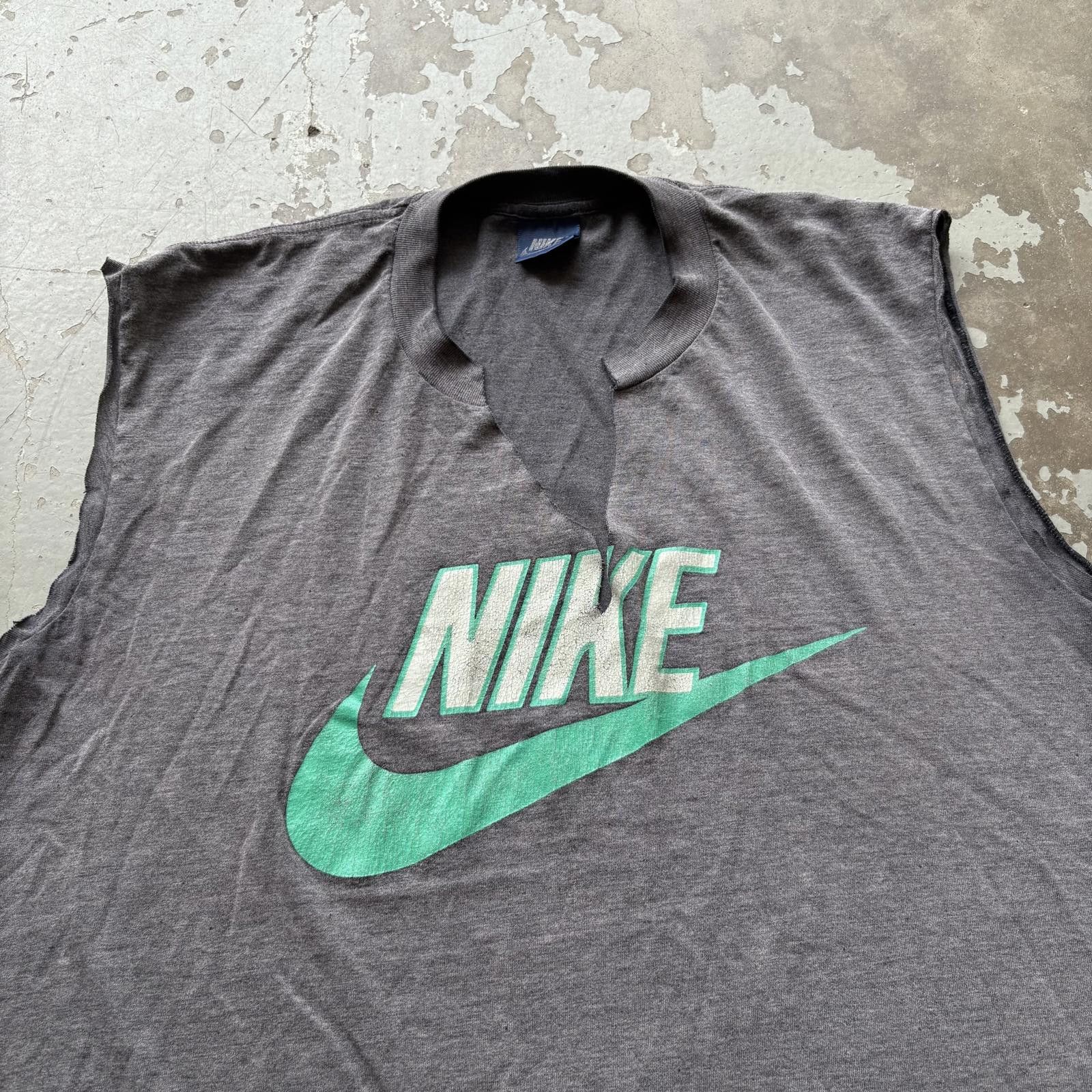 Nike × Vintage Vintage Distressed Faded 80s Nike Blue Tag Sports Tank Top Size US XL / EU 56 / 4 - 2 Thumbnail