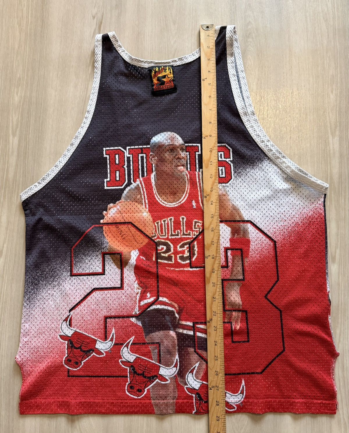 Starter Vintage Hot Starter Chicago Bulls Micheal Jordan AOP Sz L Size US L / EU 52-54 / 3 - 7 Thumbnail
