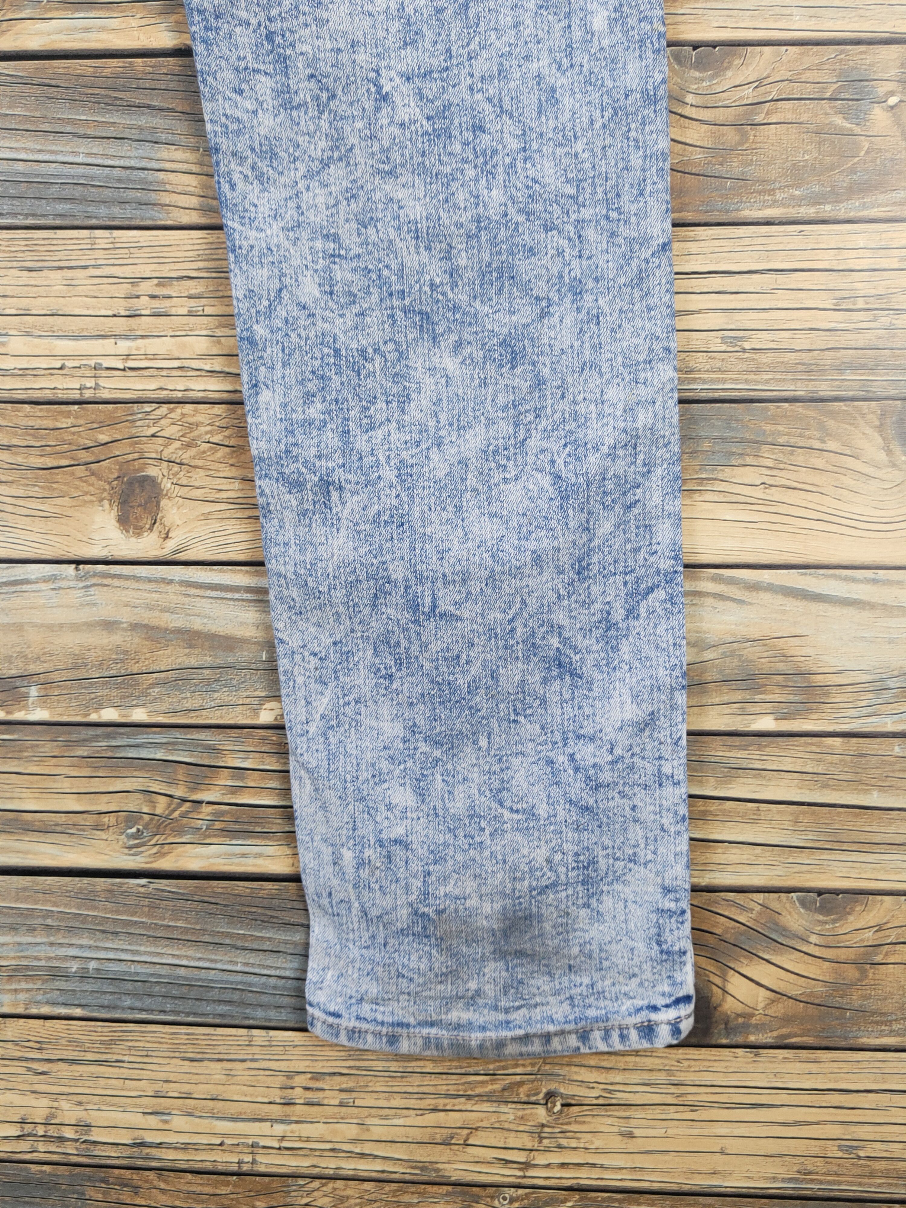 Japanese Brand Avail Mode Blue Distressed Ripped vintage denim Jeans #W1565 Size US 34 / EU 50 - 12 Thumbnail