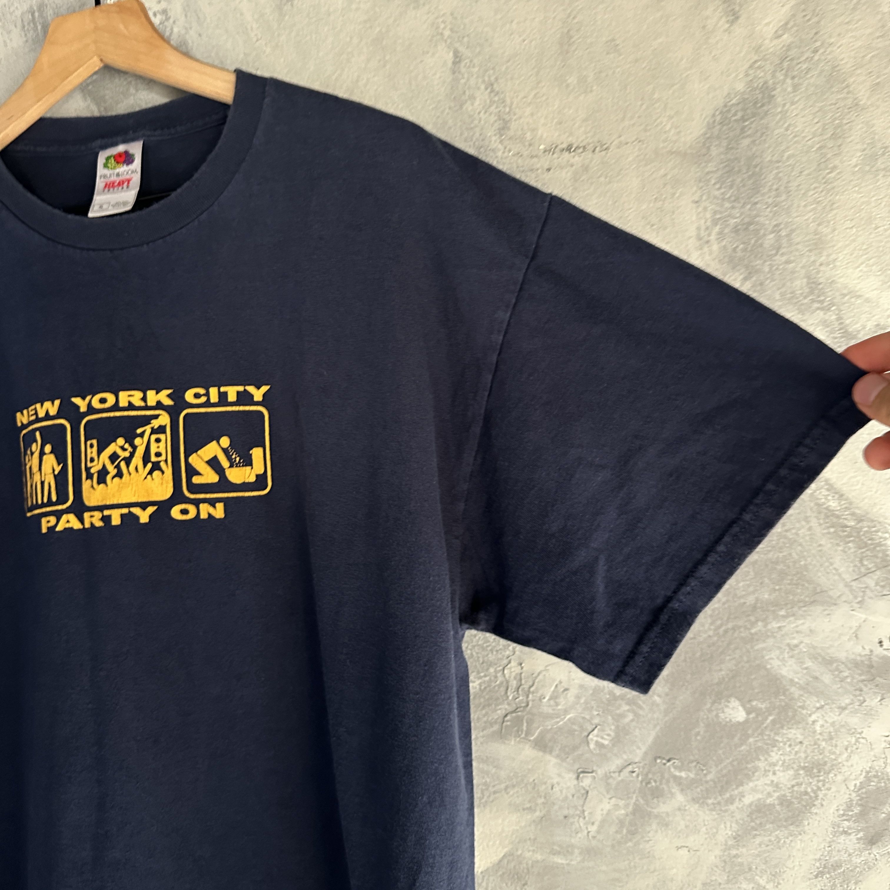 Other Vtg New York City T Shirt Mens XL Blue Party On Funny Tee Size US XL / EU 56 / 4 - 4 Thumbnail