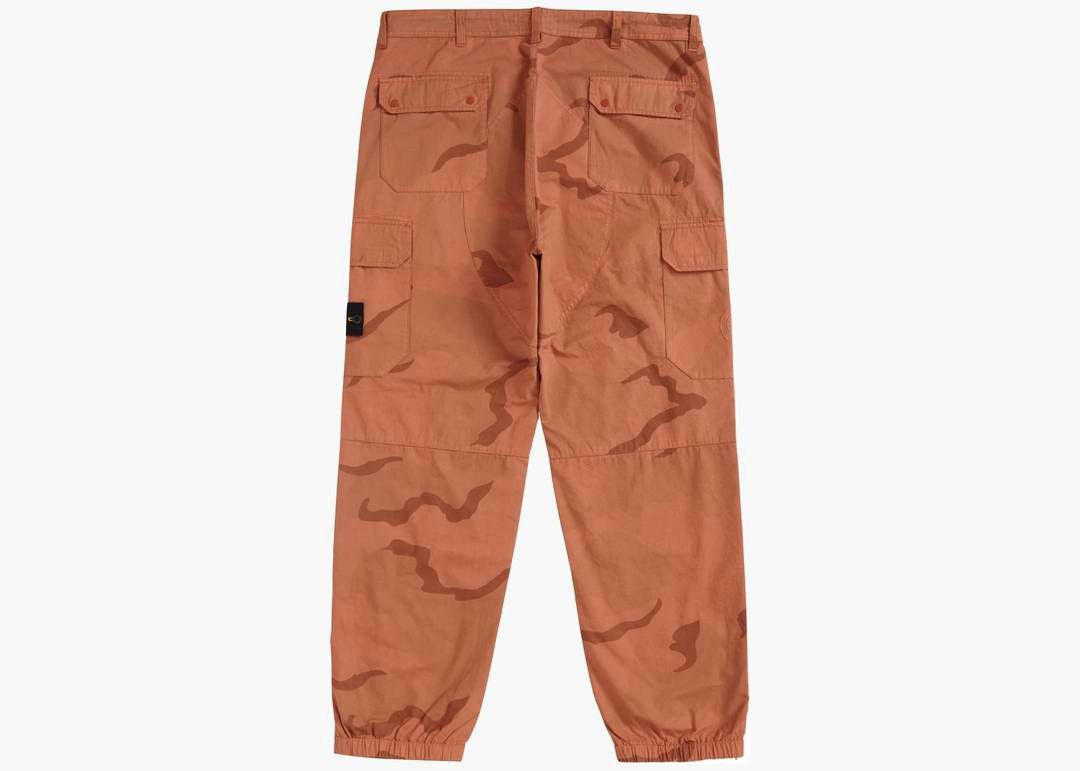 Stone Island × Supreme Supreme X Stone Island Cargo Camo Pant Coral Size US 34 / EU 50 - 2 Thumbnail