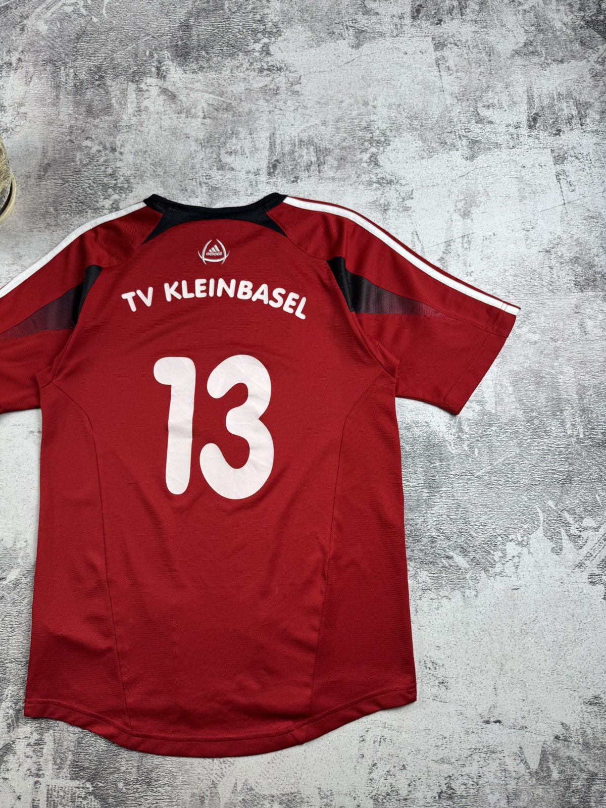 Adidas TV Kleinbasel Handball Memorabilia Adidas #13 Red Black Jersey Kit T Shirt Size US S / EU 44-46 / 1 - 13 Thumbnail