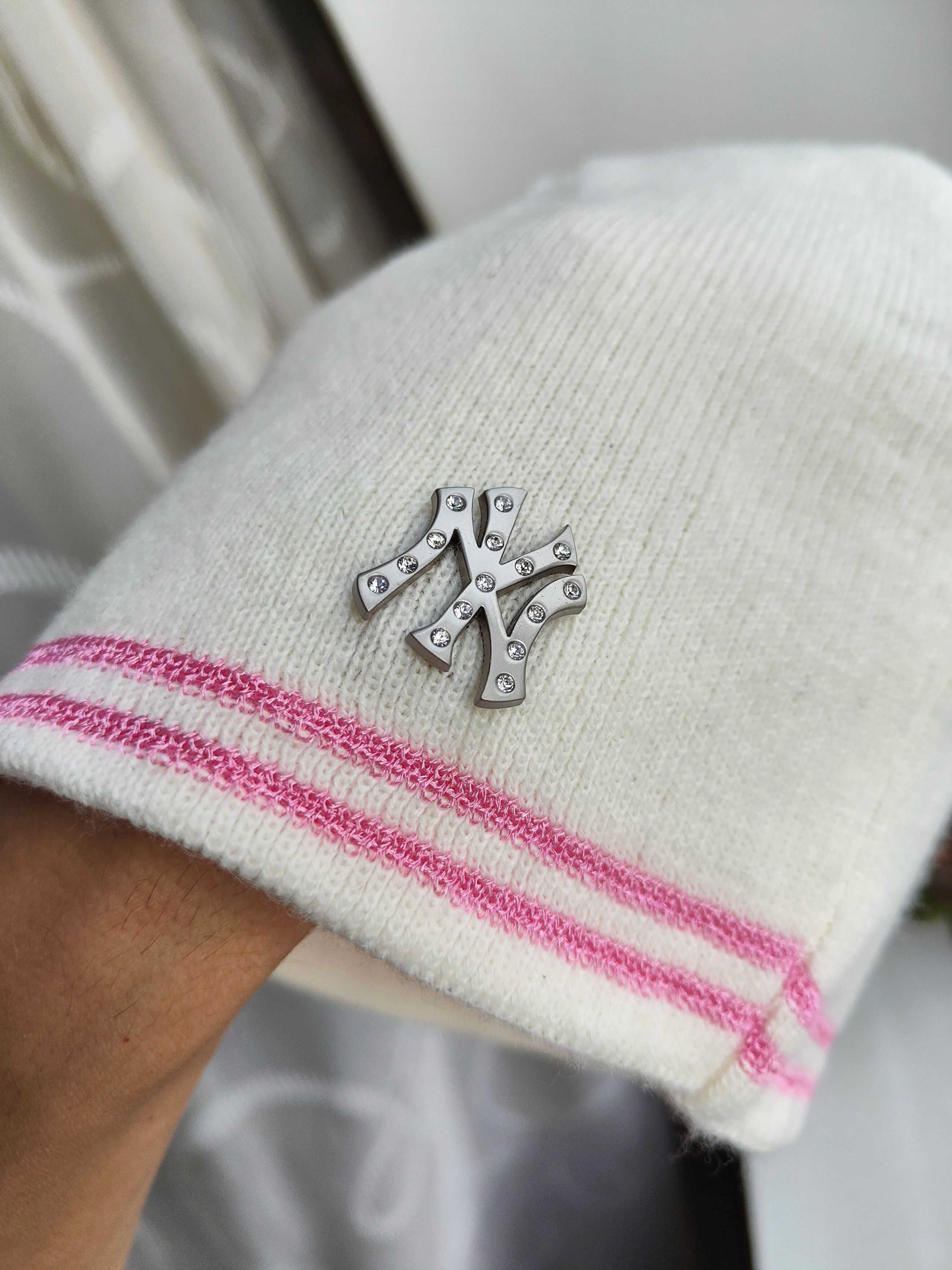 New York Yankees New York Yankees MLB Vintage Women's Hat Yankees Size ONE SIZE - 3 Thumbnail