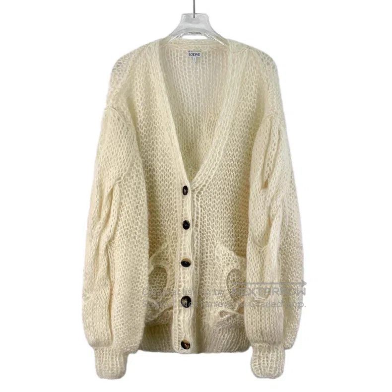 Loewe Loewe Beige Logo Mohair V-Neck Single-Breasted Long Sleeve Size XS / US 0-2 / IT 36-38 - 1 Thumbnail