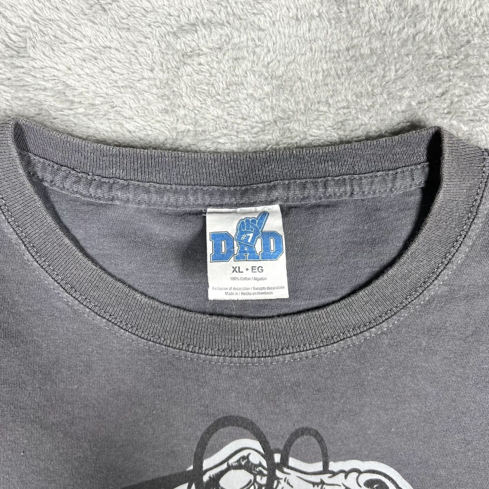 Vintage Papasaurus Rex Mens T-Shirt XL Charcoal Gray Logo Graphic Tee Regular Fit Adult Size XL Men Size US XL / EU 56 / 4 - 5 Thumbnail