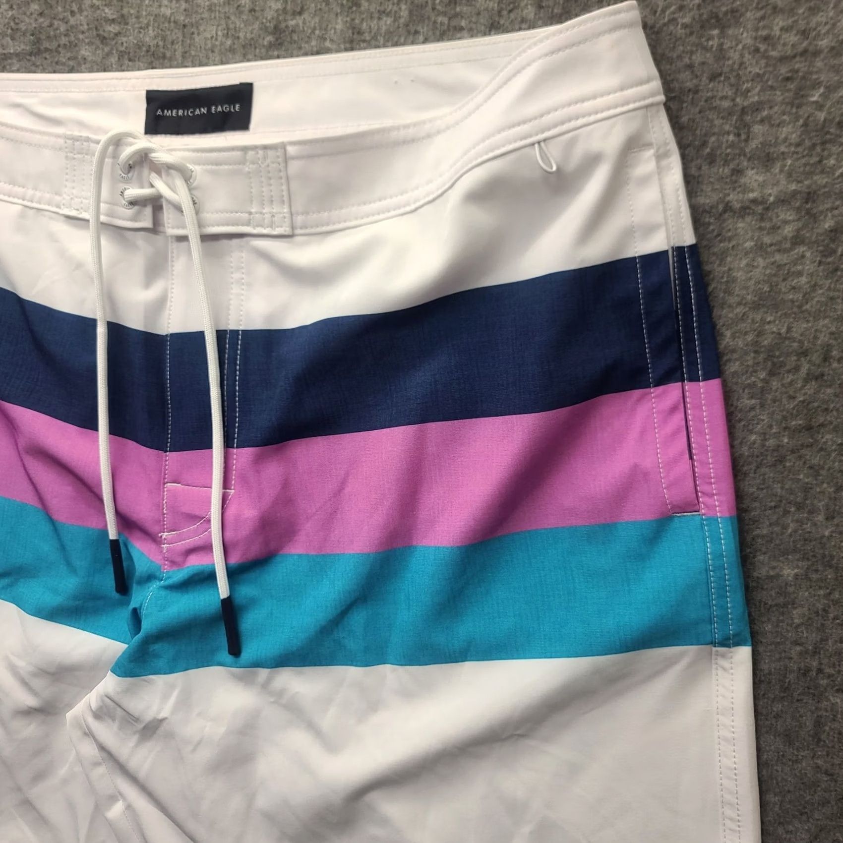 American Eagle Outfitters American Eagle Outfitters Trunks Mens XL Regular Striped Multicolor Drawstring Beach, Tropical, Bottom, Swim Bottom Style Trunks Mens XL Size ONE SIZE - 6 Thumbnail