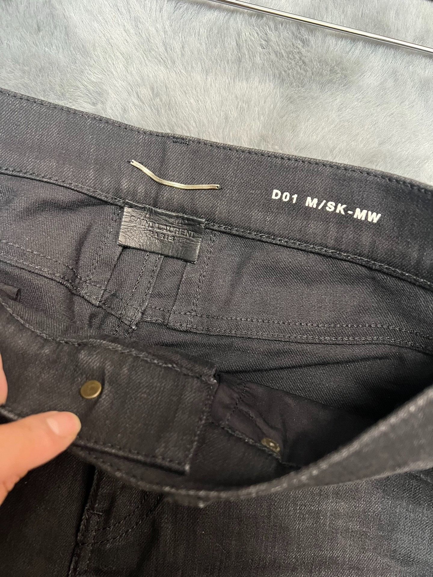 Saint Laurent Paris Saint laurent Fringed raw-trimmed black cropped jeans 2501 Size US 30 / EU 46 - 3 Thumbnail